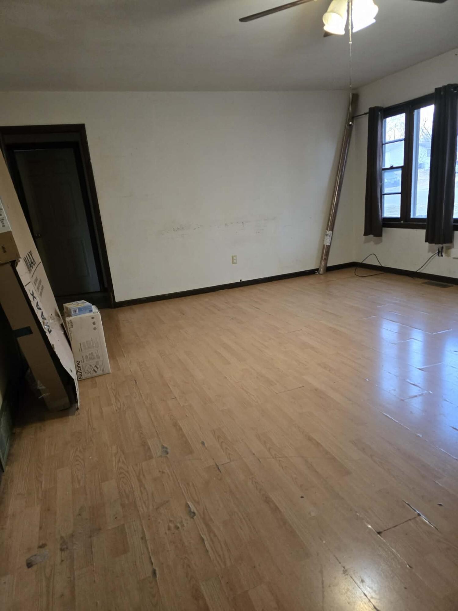 1431 Greenwood Boulevard Property Photo 3