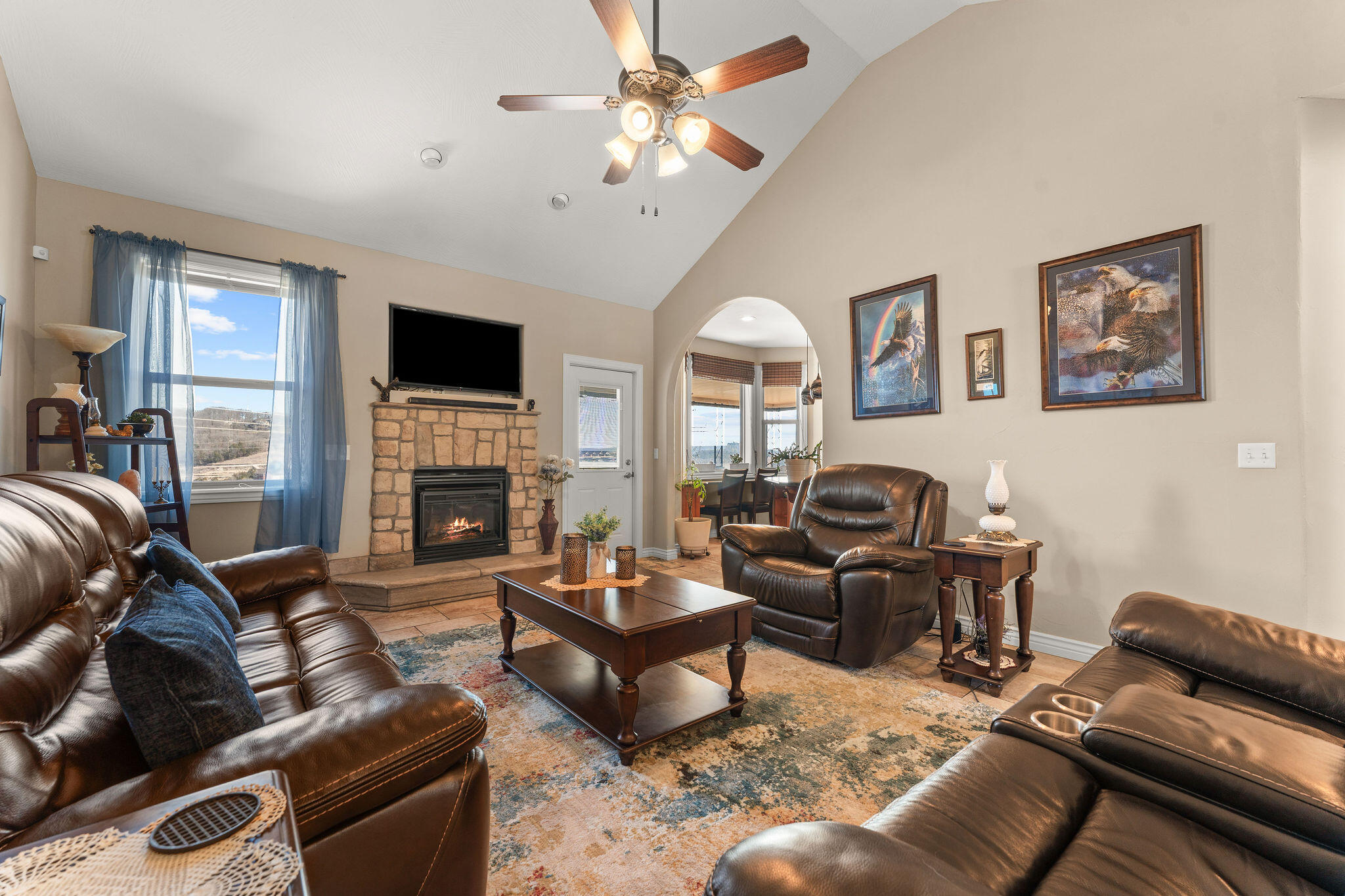 762 Showplace Gateway Property Photo 11