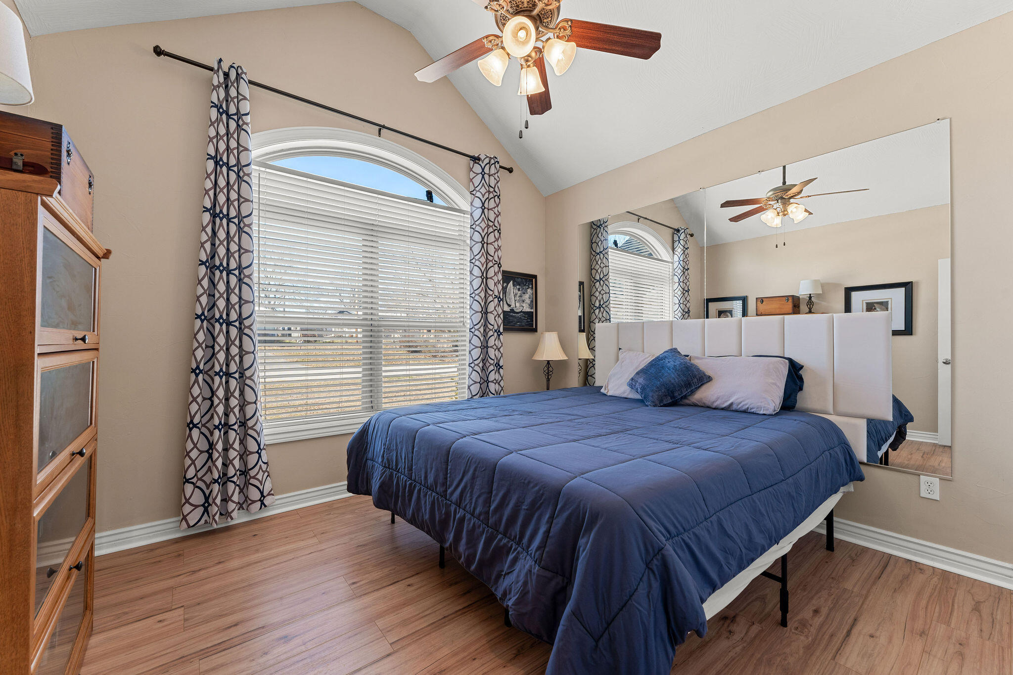 762 Showplace Gateway Property Photo 23