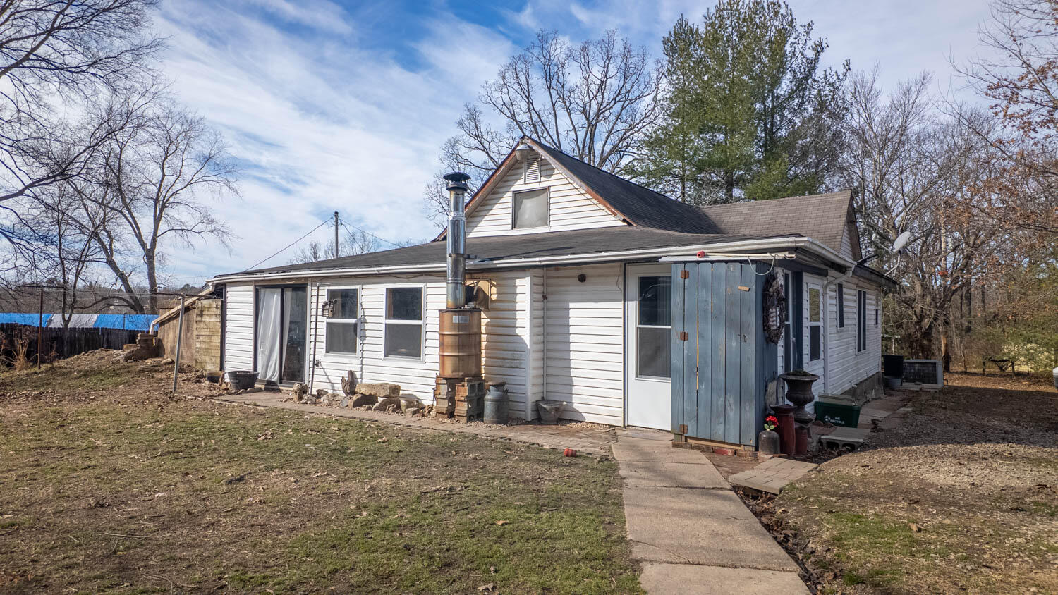 509 Old Cane Bluff Road Property Photo 3