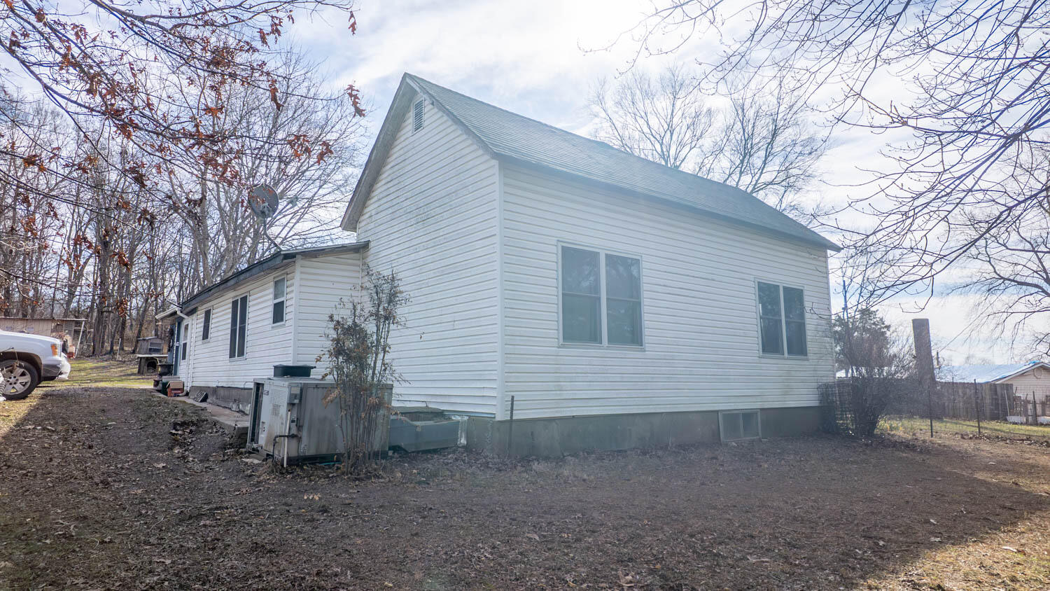 509 Old Cane Bluff Road Property Photo 5