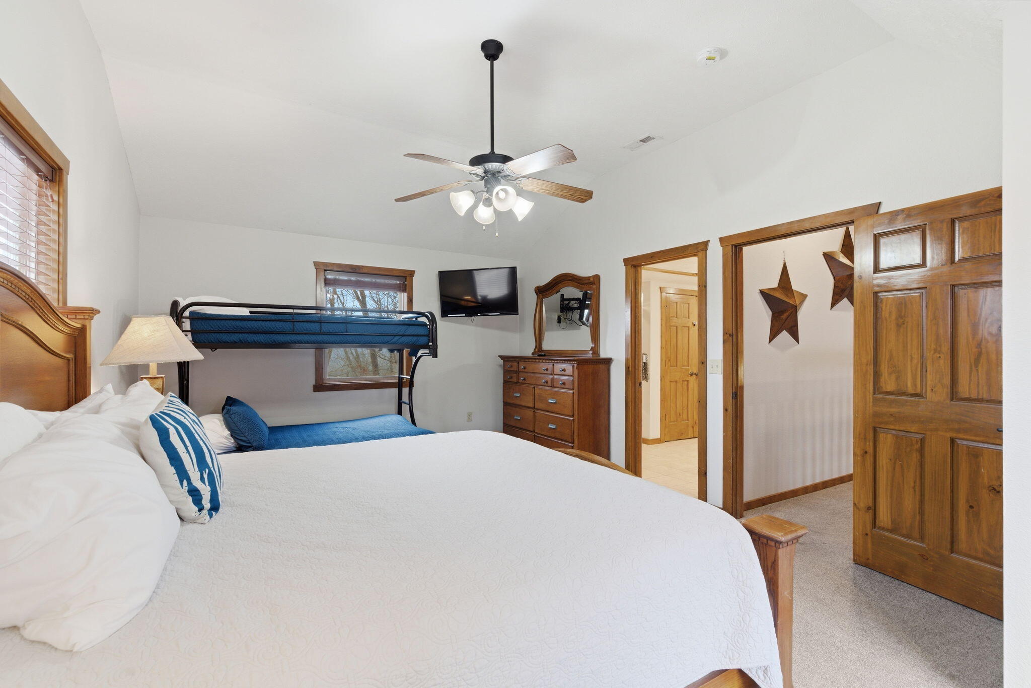 263 Willow Oak Lane Property Photo 32