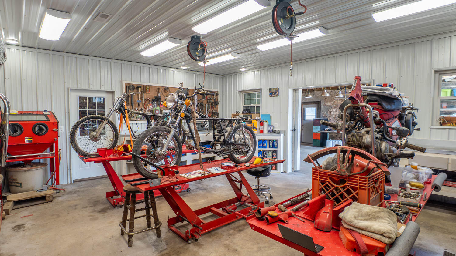 105 Couch Street Property Photo 21