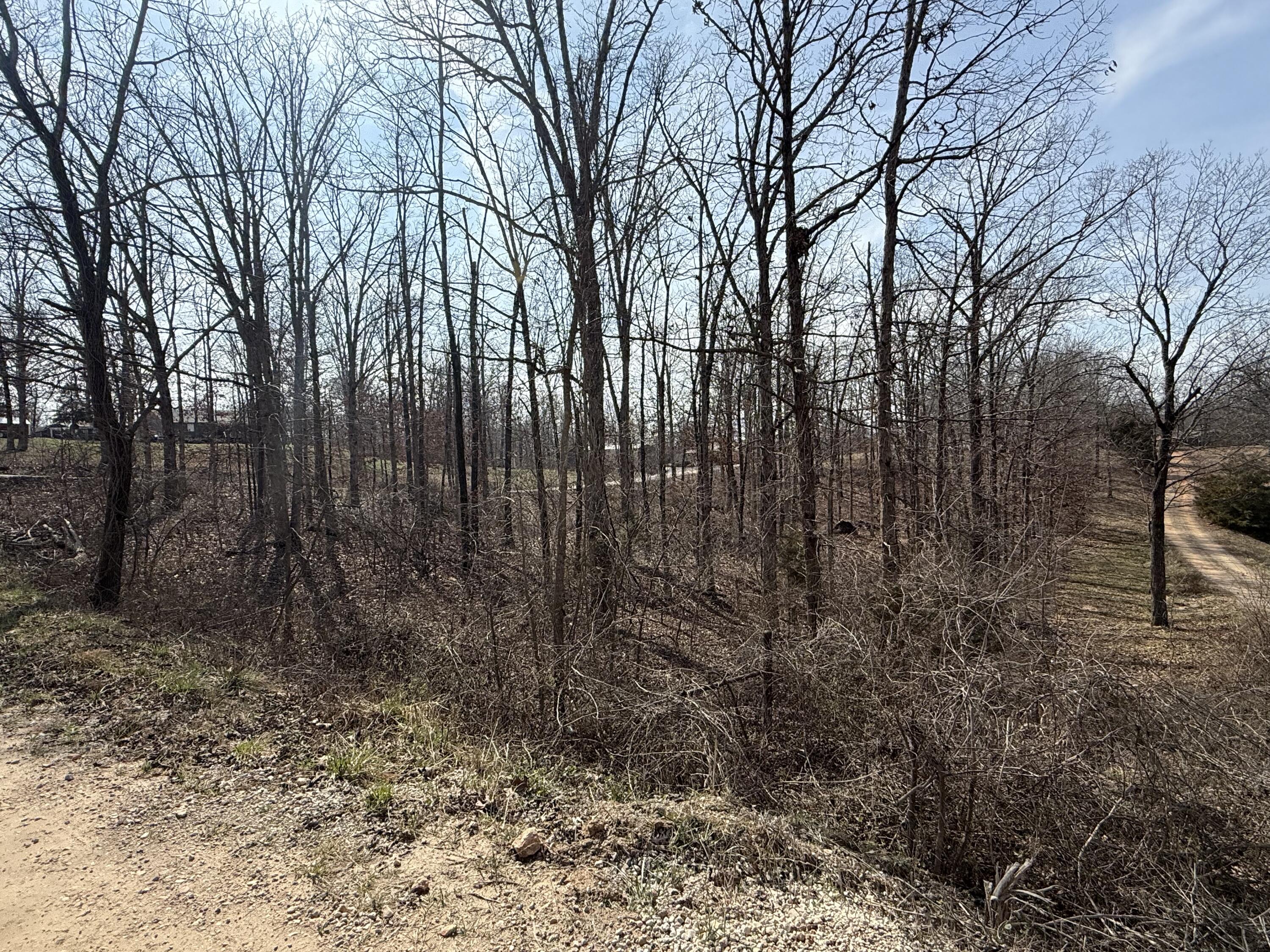 373 Private Road 2016 Property Photo 1