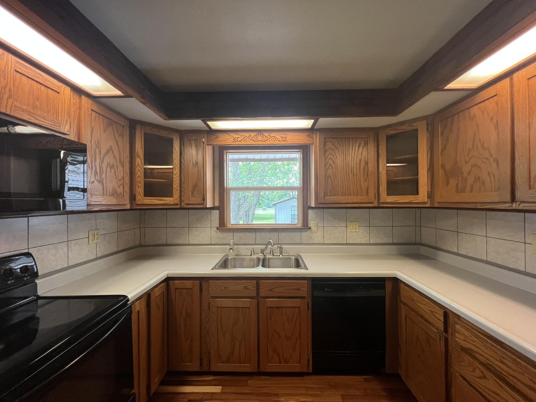 4531 Bado Road Property Photo 9