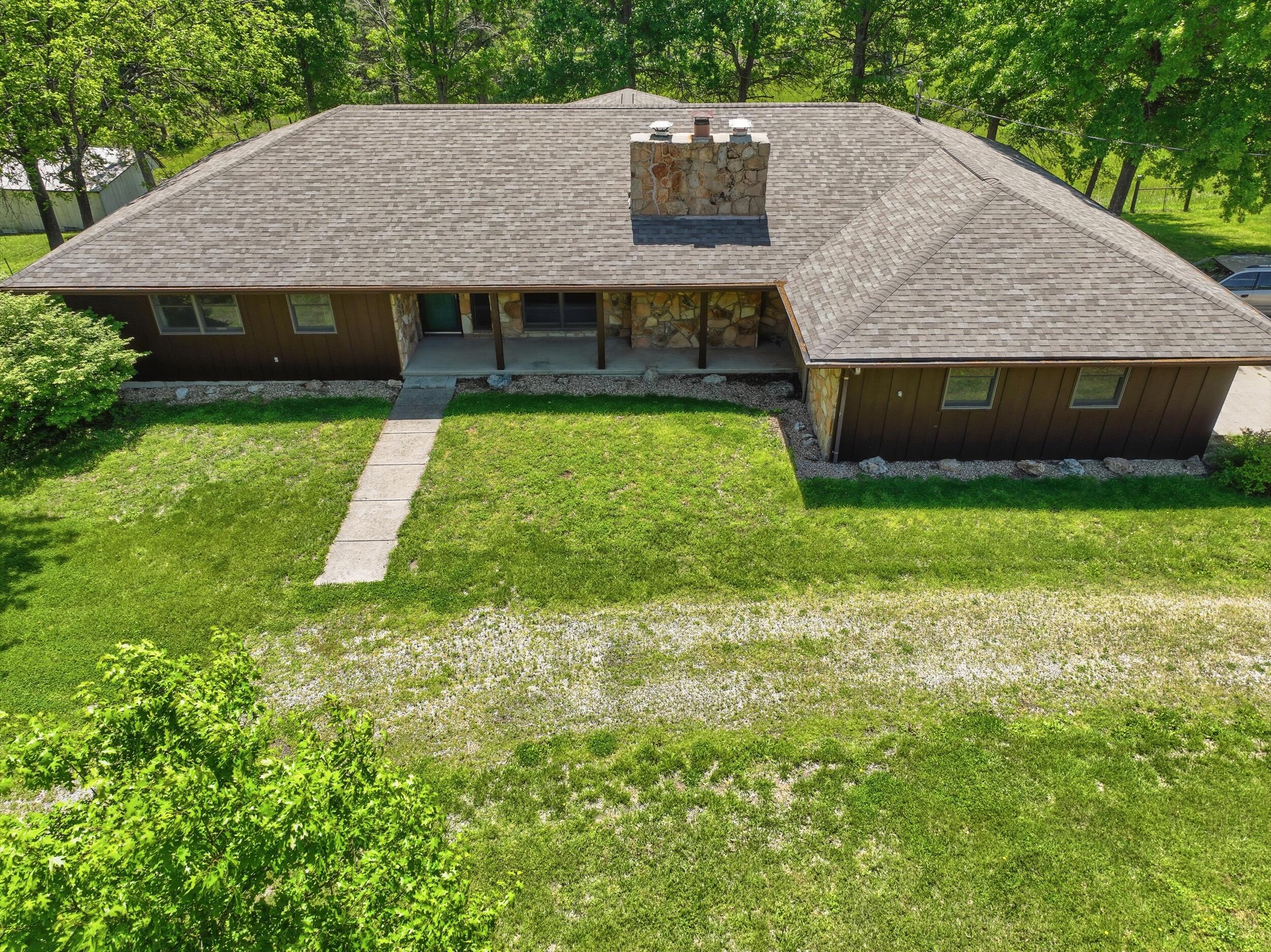 15556 Slab Spring Drive Property Photo 3