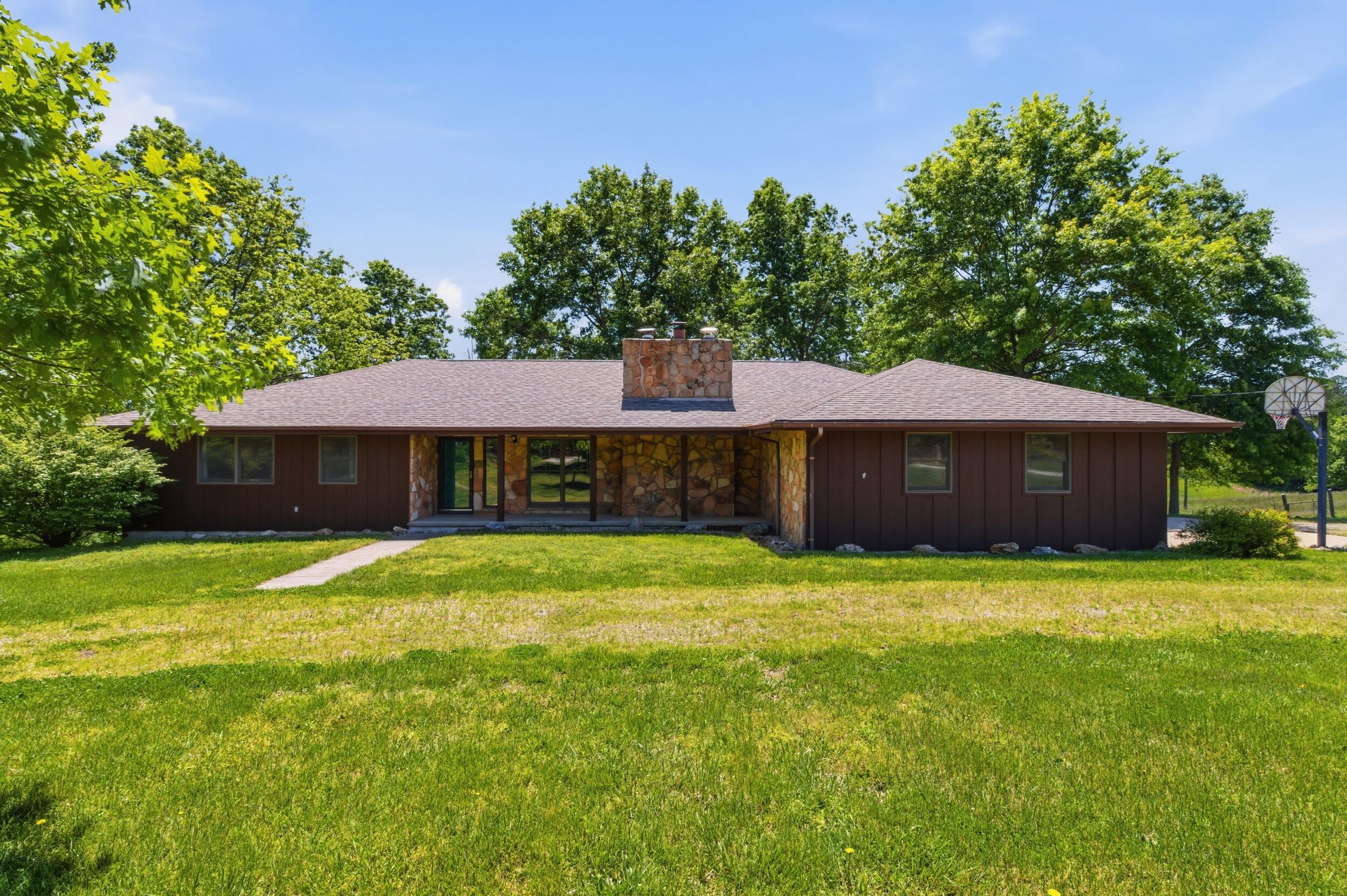 15556 Slab Spring Drive Property Photo 13
