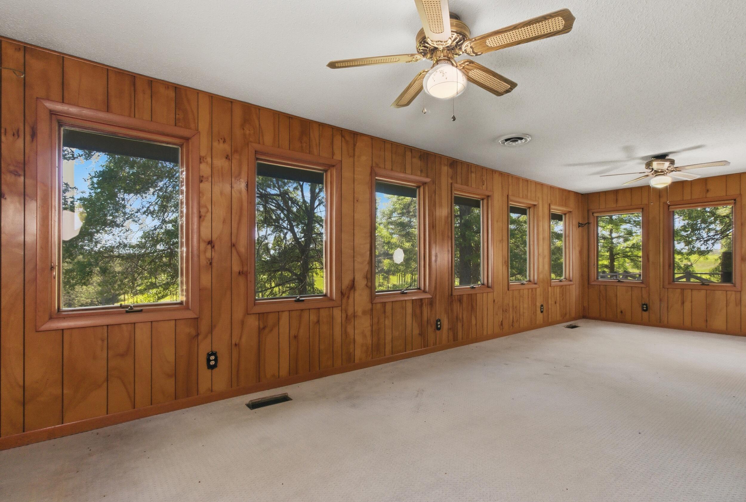 15556 Slab Spring Drive Property Photo 15