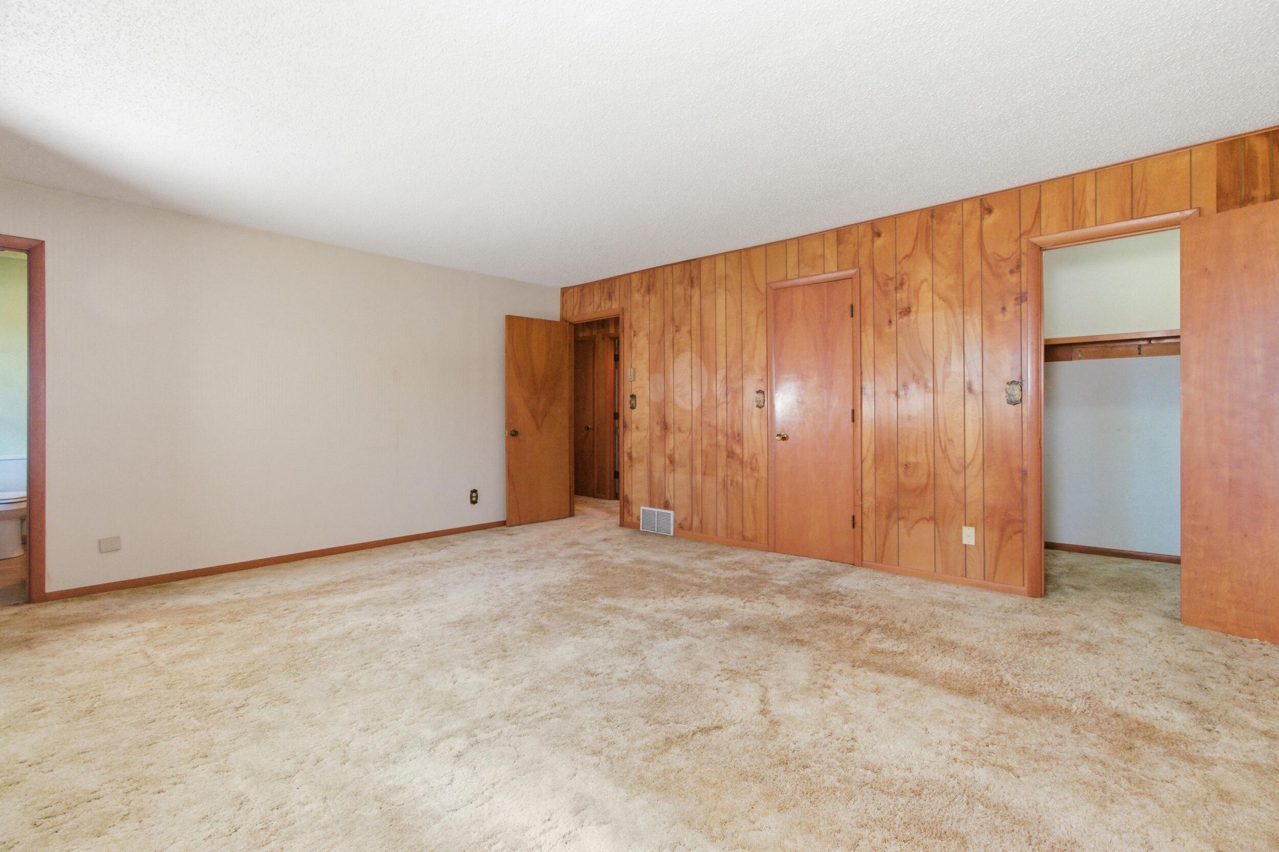 15556 Slab Spring Drive Property Photo 16