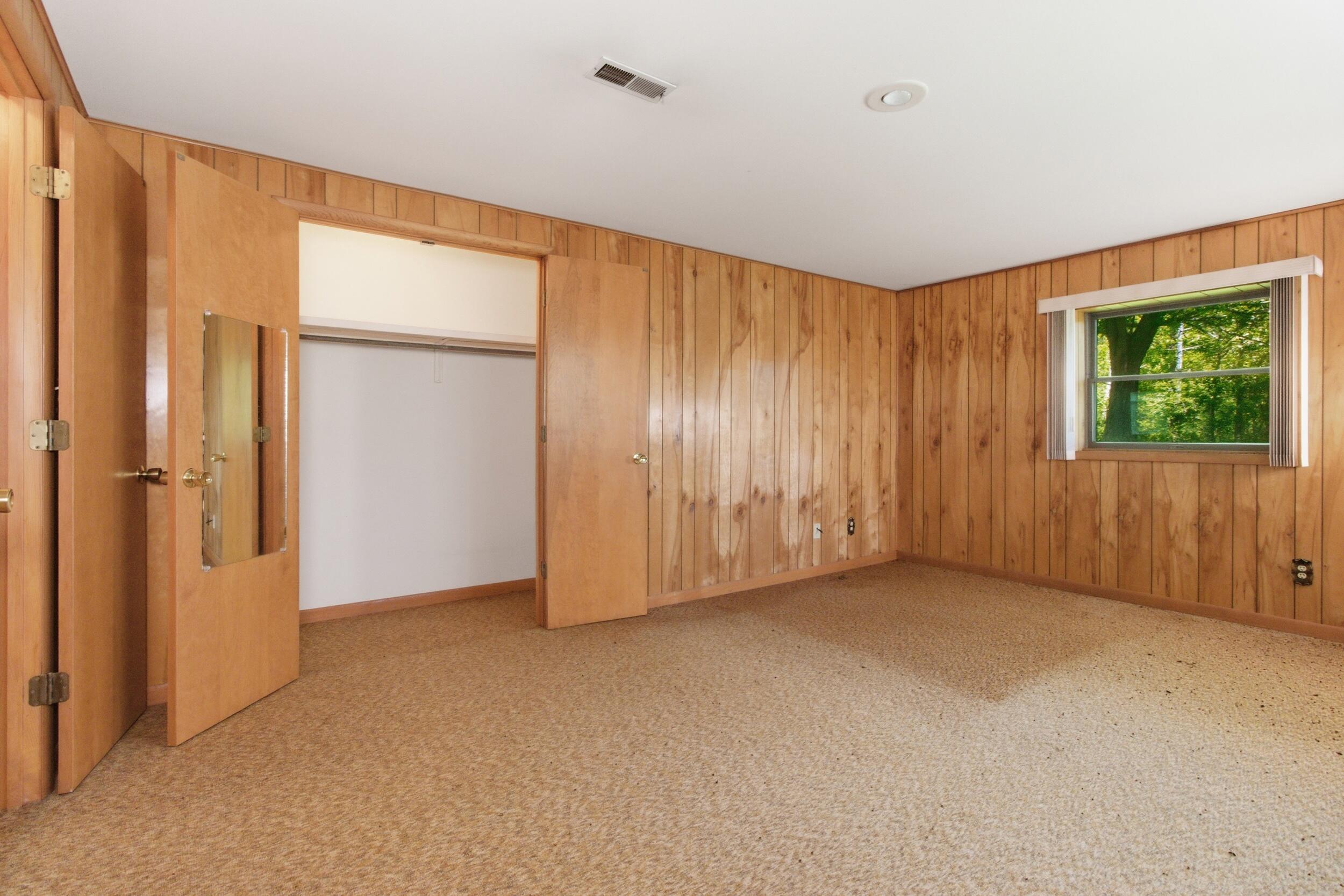 15556 Slab Spring Drive Property Photo 31