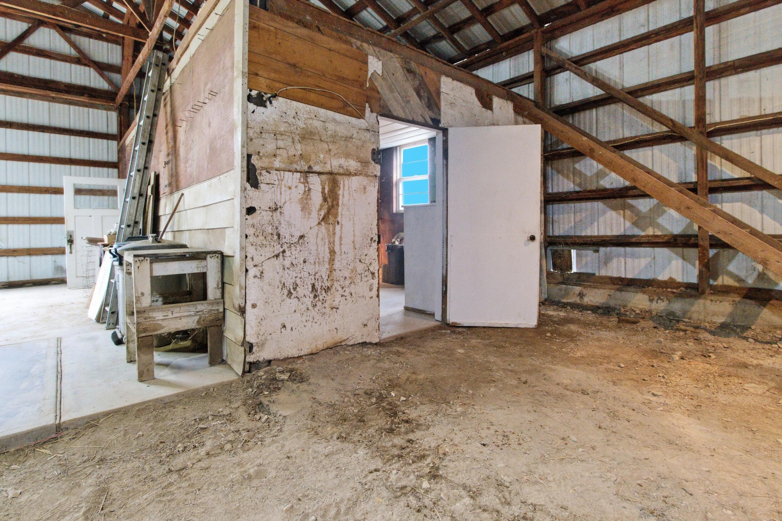 15556 Slab Spring Drive Property Photo 38