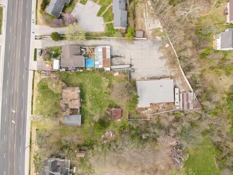 601 Property Photo 19