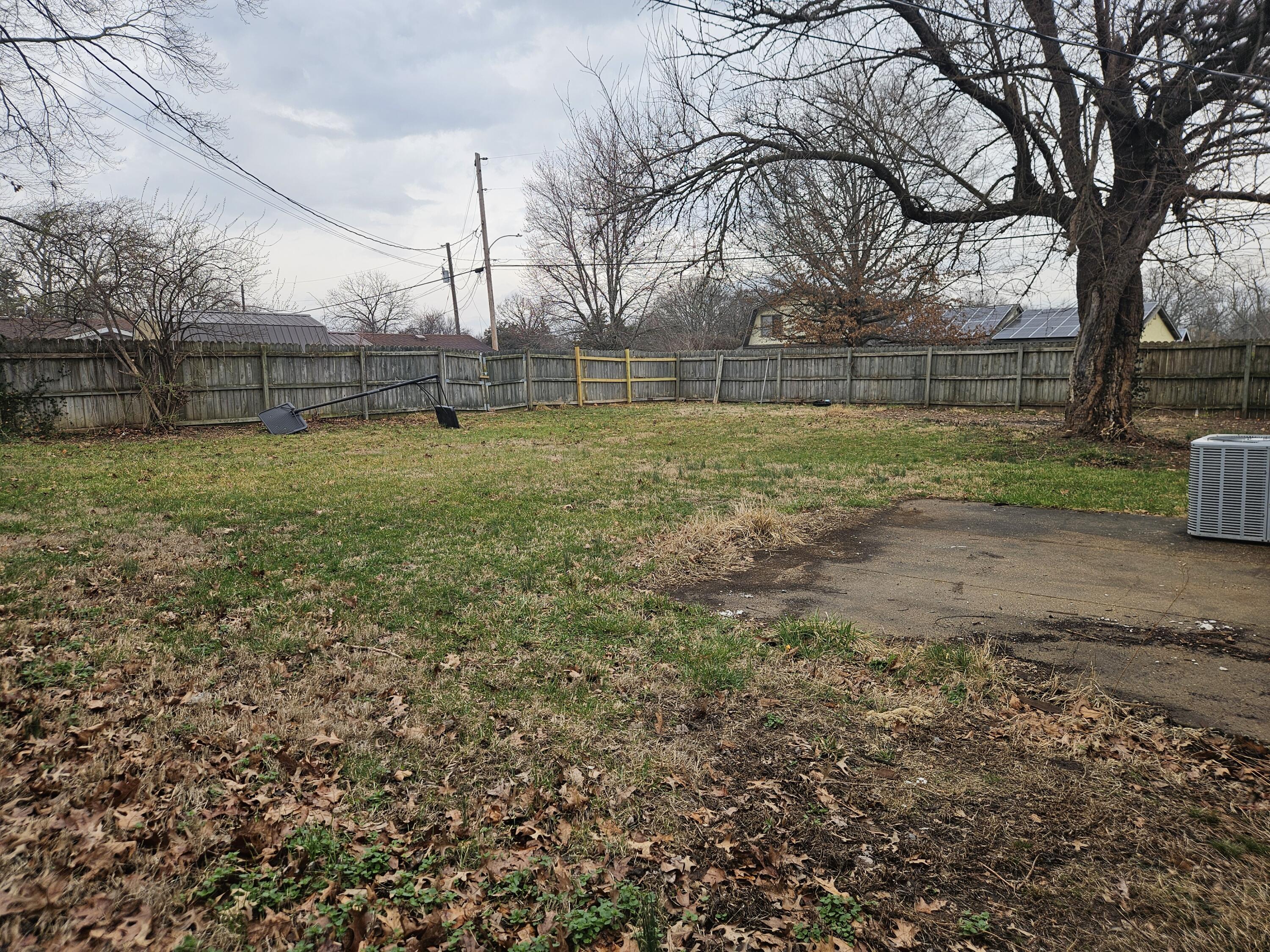 427 North Mcmillan Avenue Property Photo 19