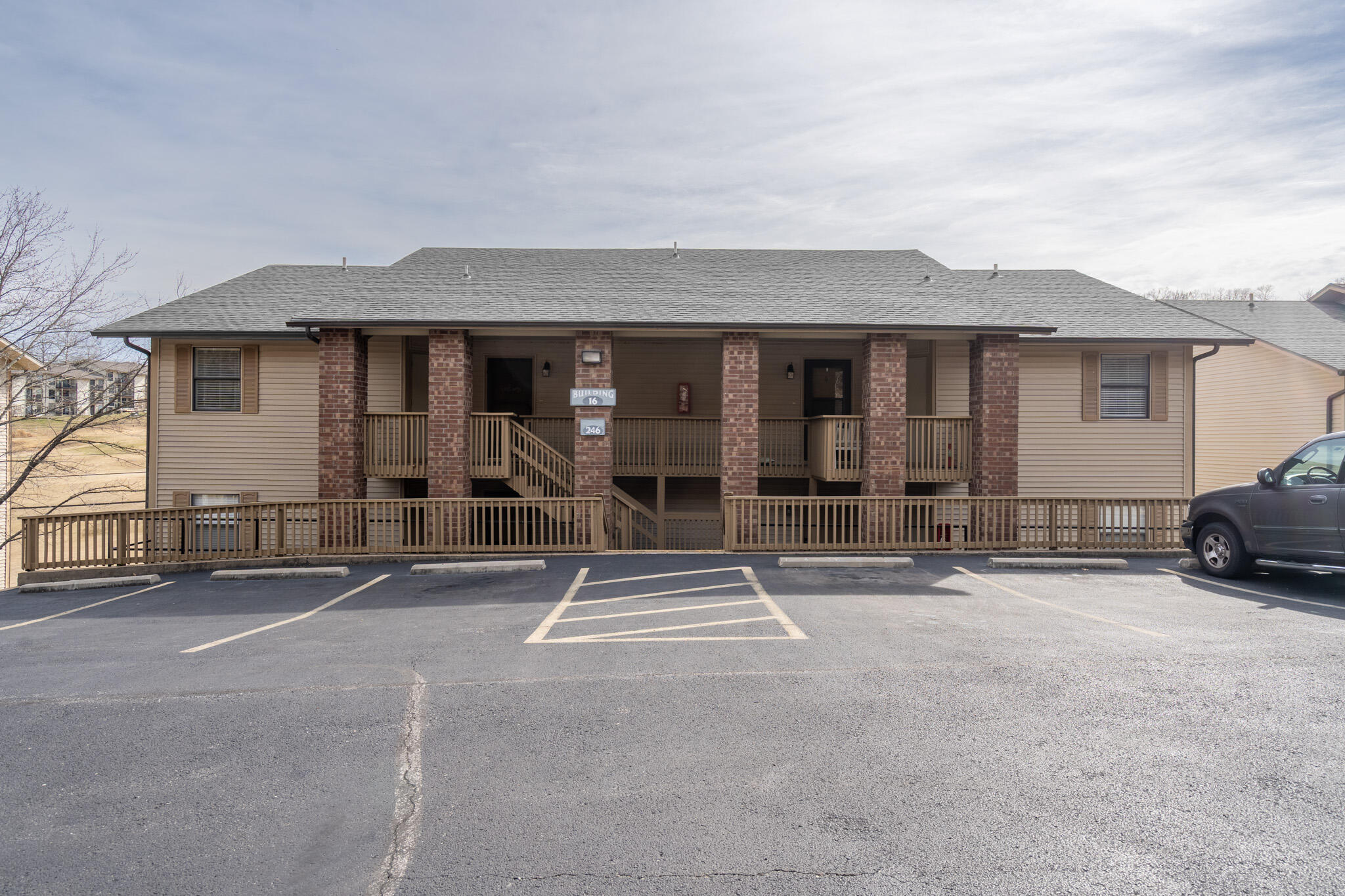 246 Turnberry Drive Apt 2 Property Photo 1