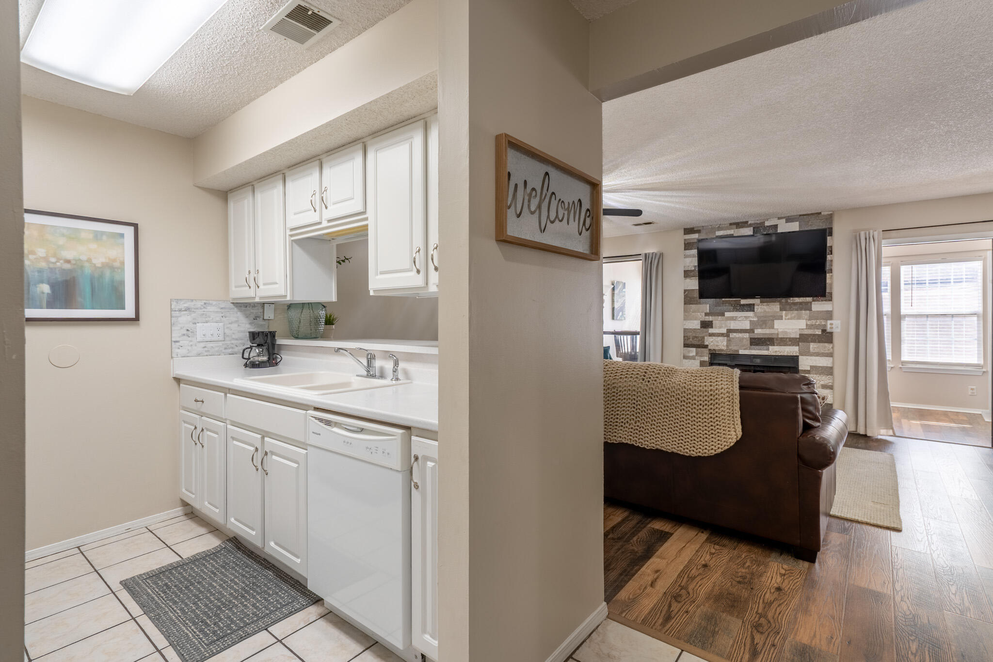 246 Turnberry Drive Apt 2 Property Photo 2