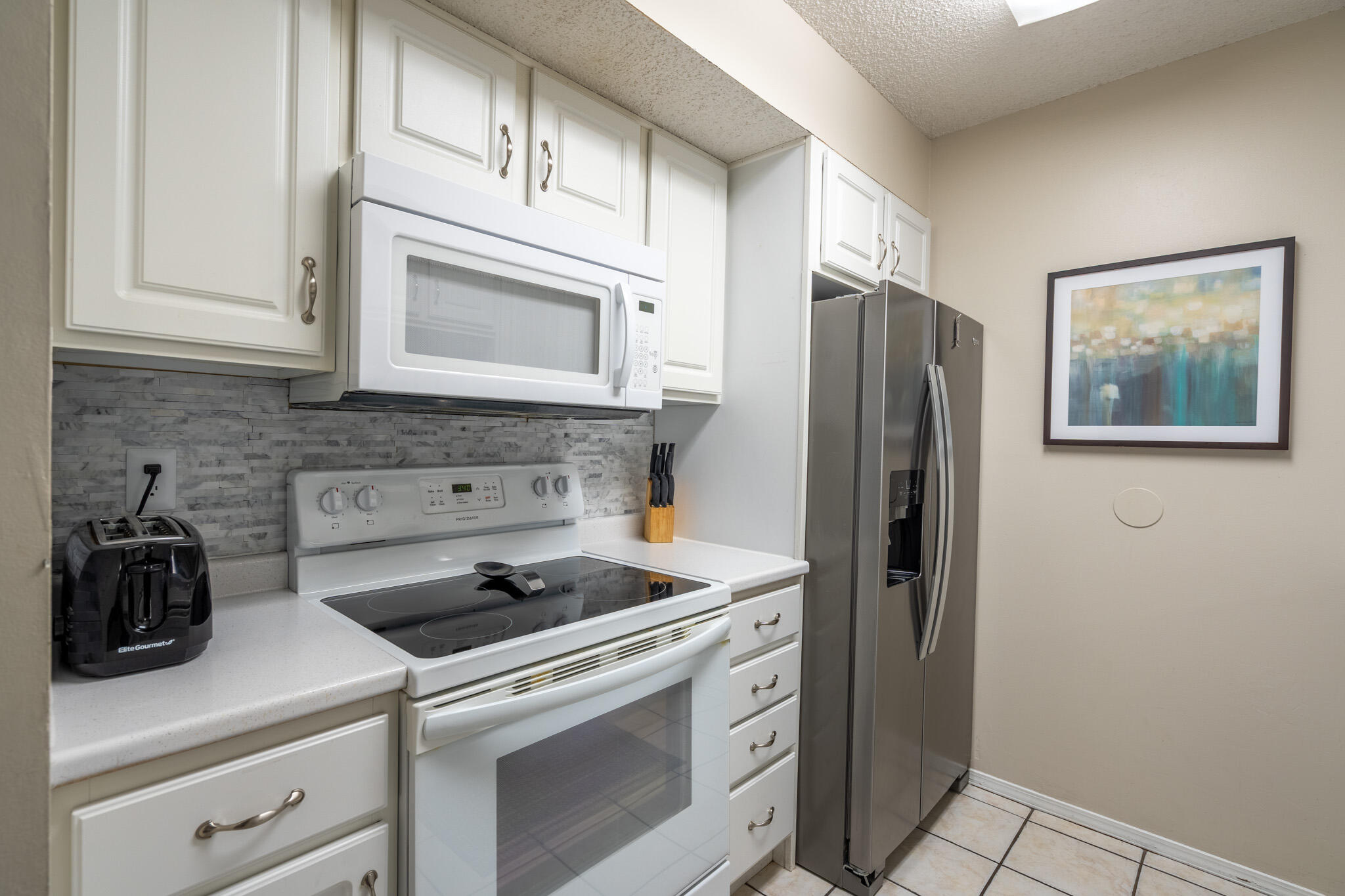 246 Turnberry Drive Apt 2 Property Photo 4