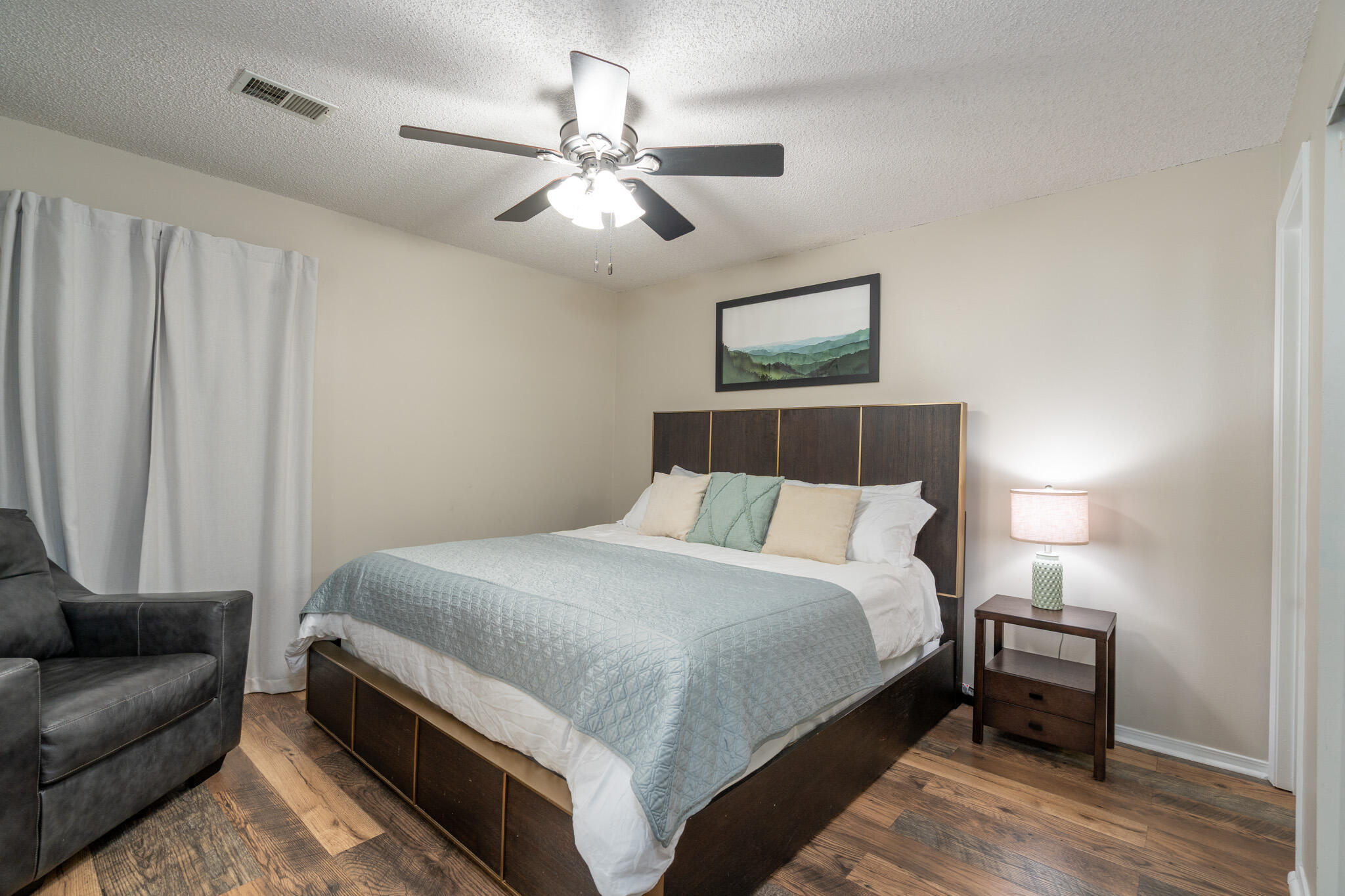 246 Turnberry Drive Apt 2 Property Photo 7