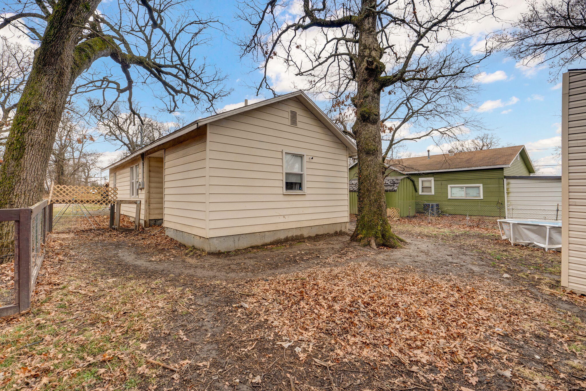 209 South Park Manor Boulevard Property Photo 19