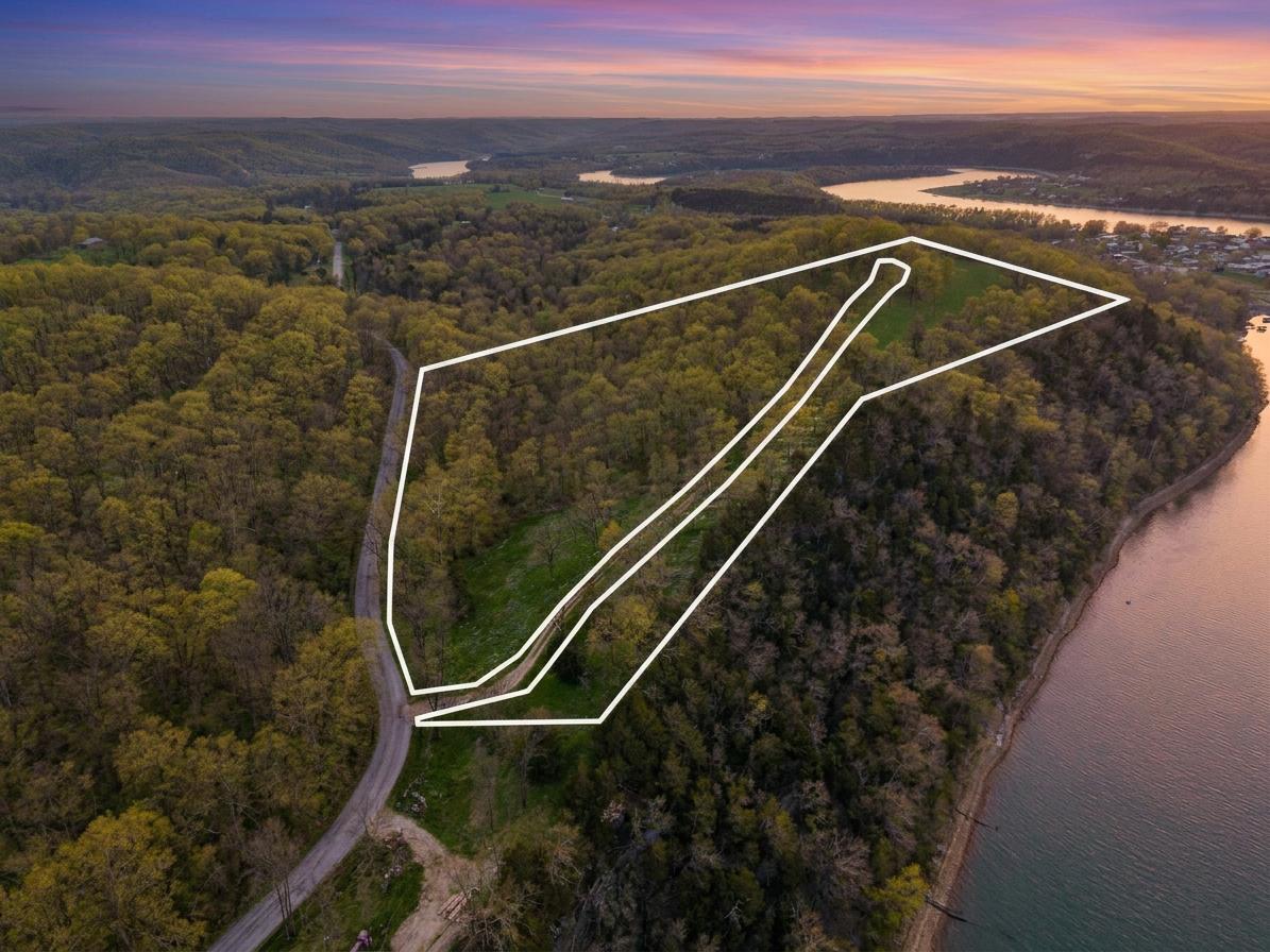 000 Long Bend Road Property Photo 11