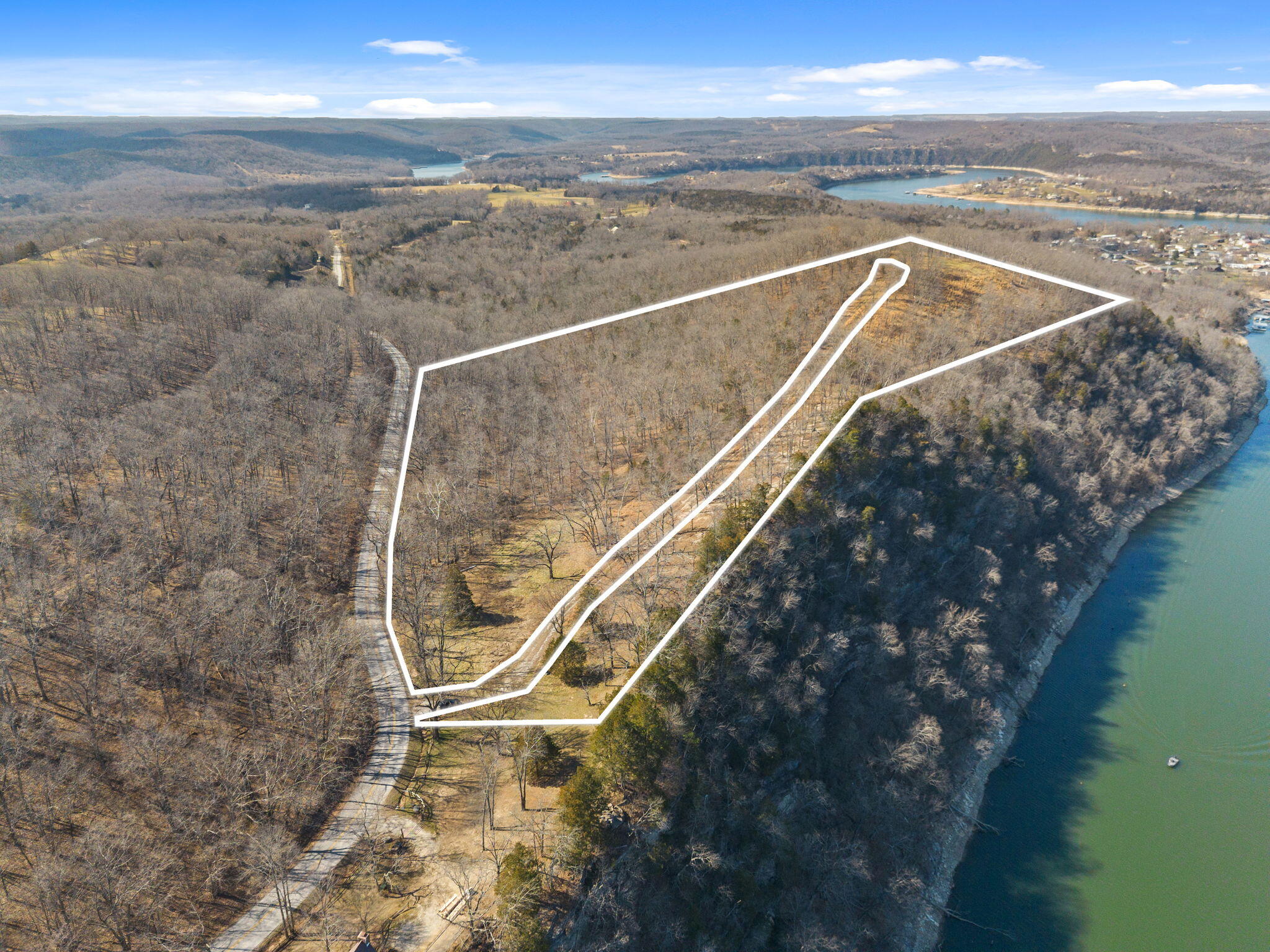 000 Long Bend Road Property Photo 28