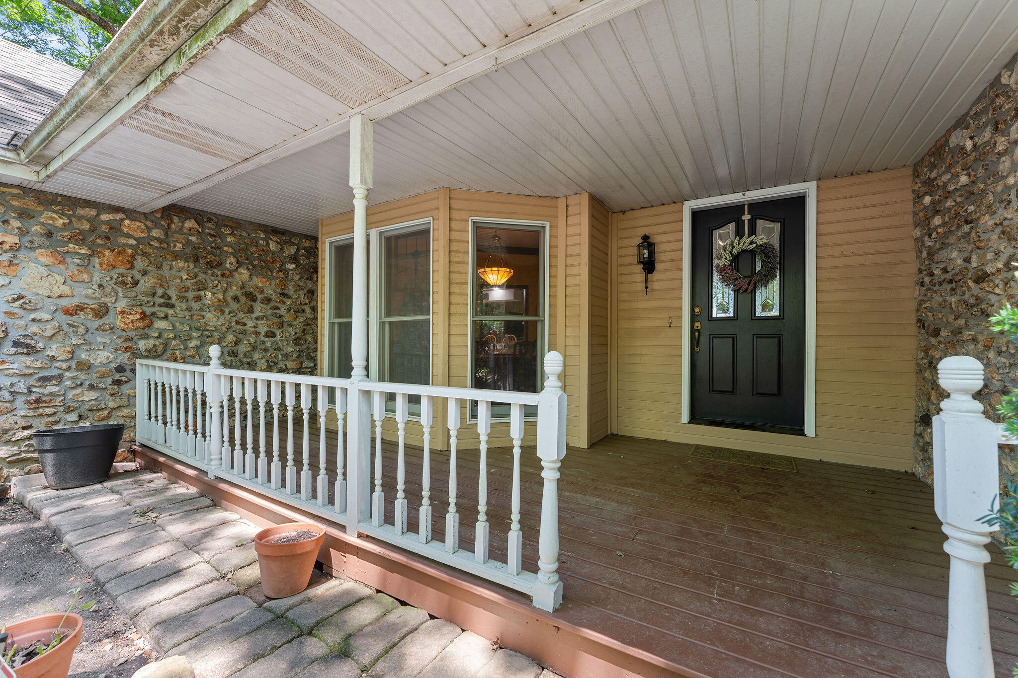 277 Arizona Drive Property Photo 2
