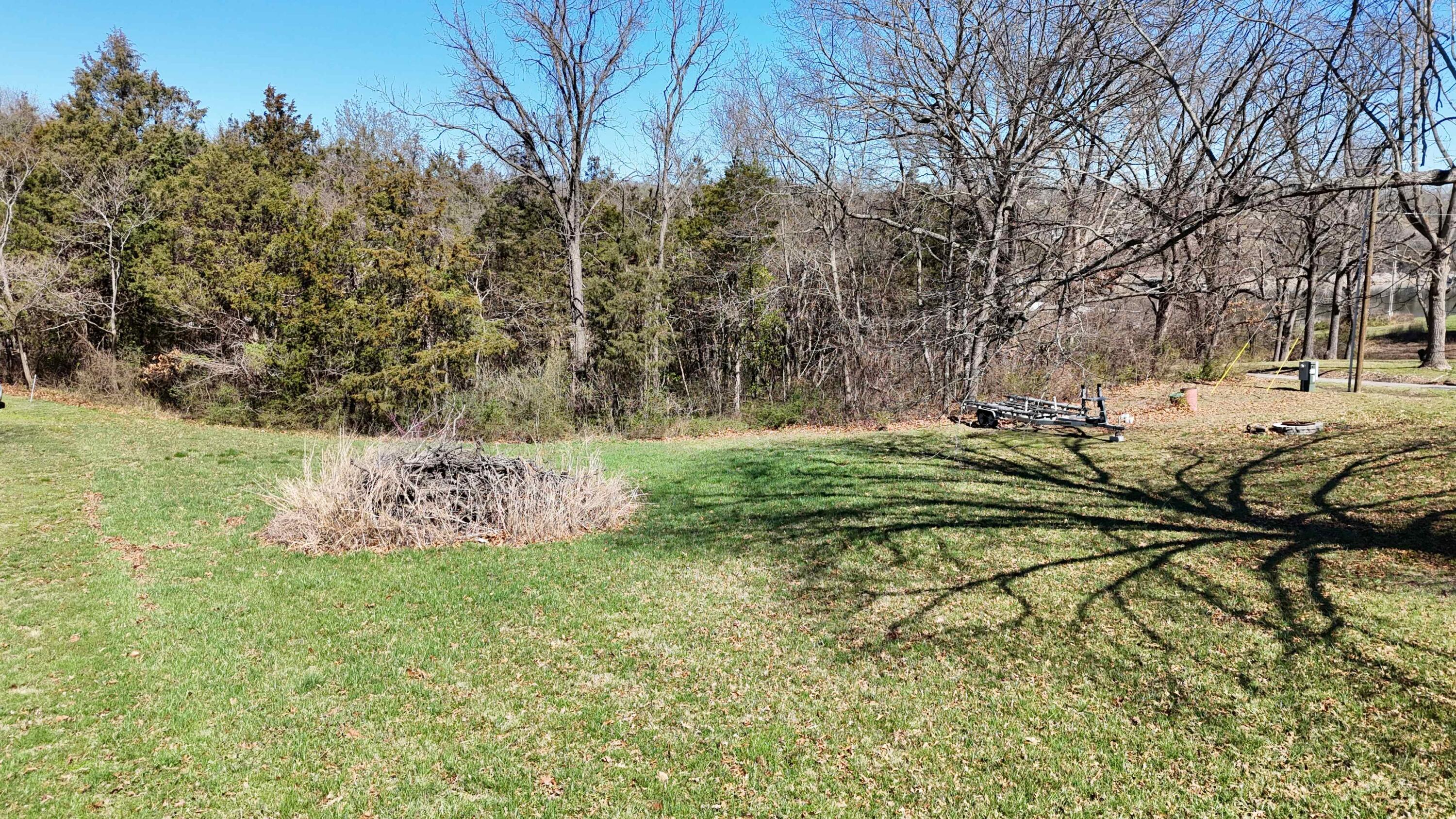 000 Shoreline Drive Property Photo 9