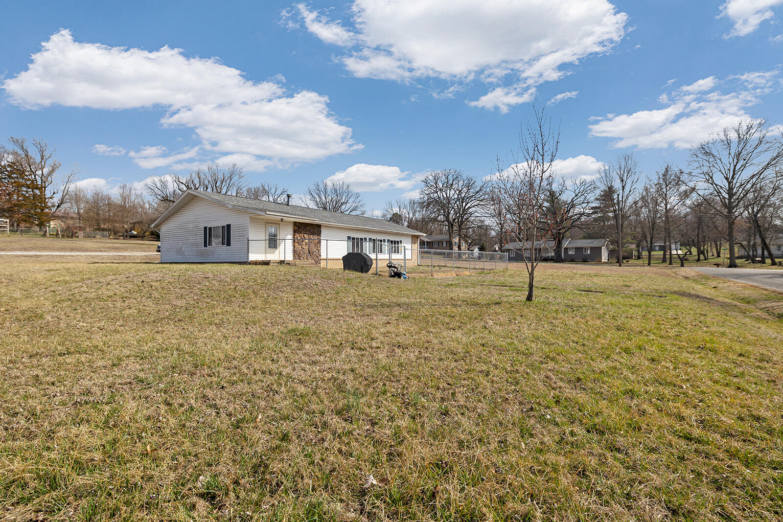1302 Valley Avenue Property Photo 1