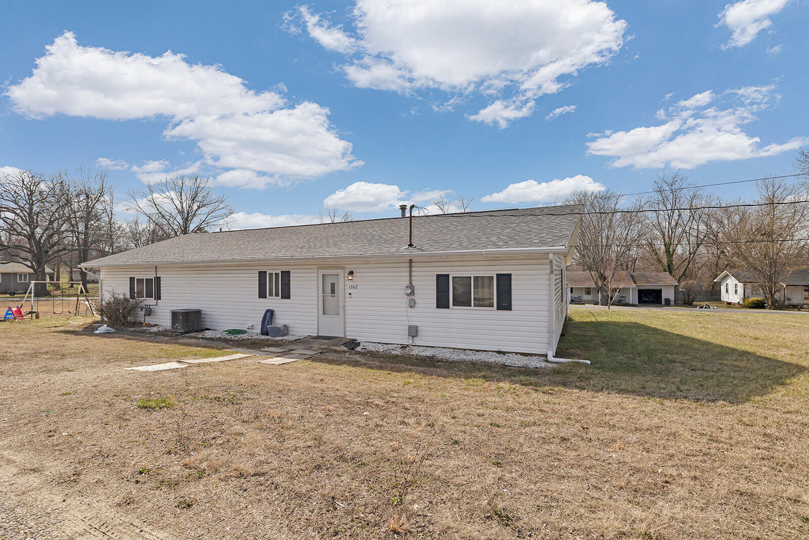 1302 Valley Avenue Property Photo 3