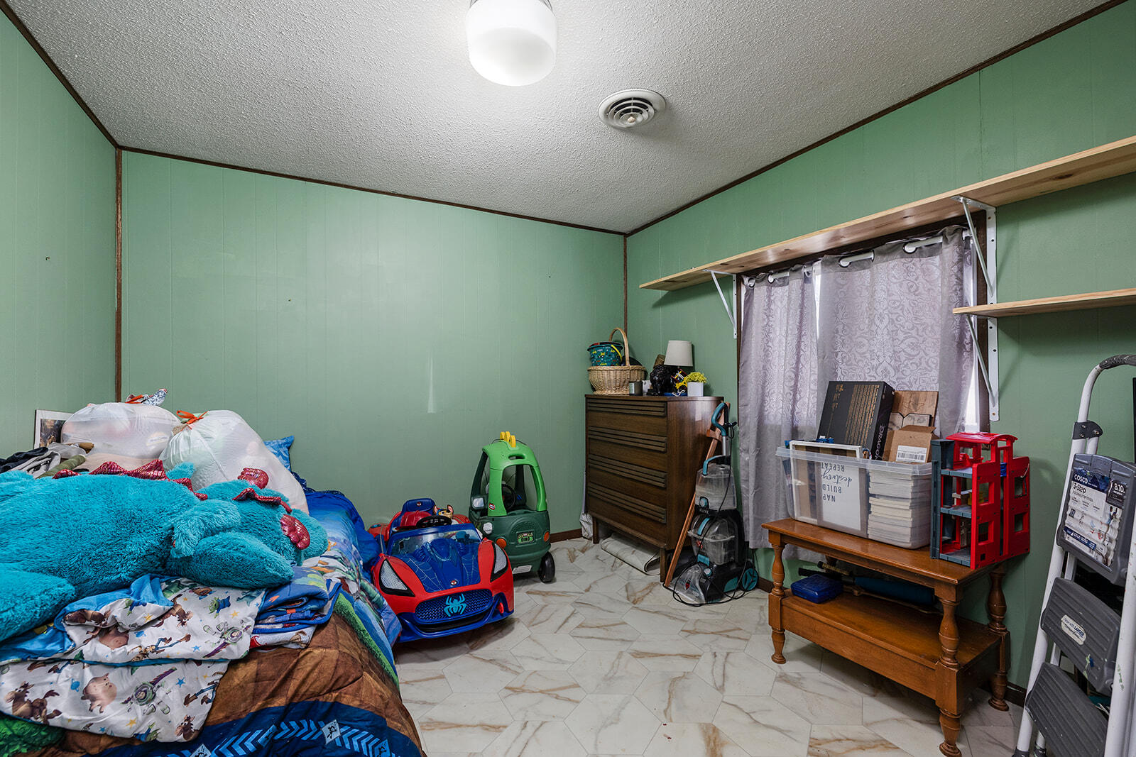 1302 Valley Avenue Property Photo 12