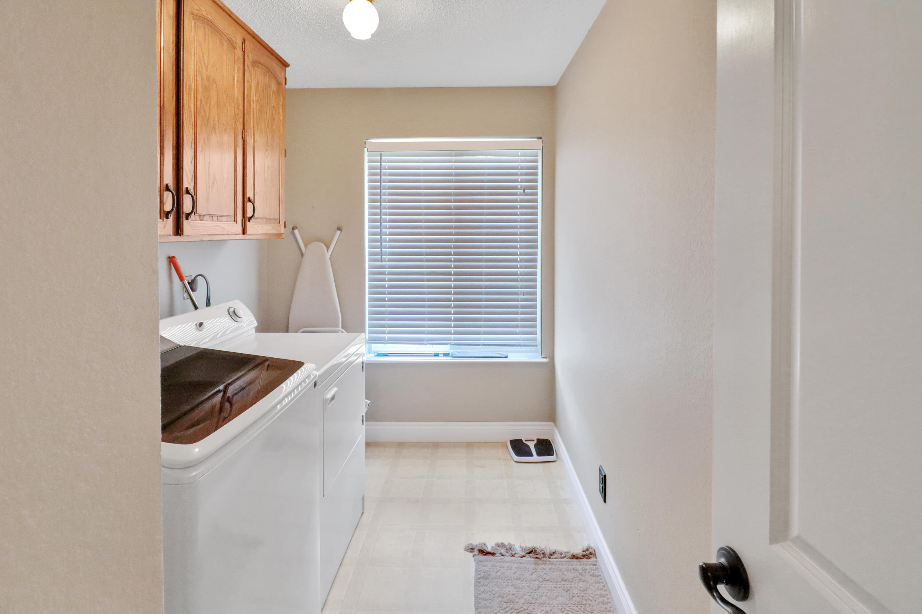 120 Wilshire Drive Unit 17 Property Photo 19