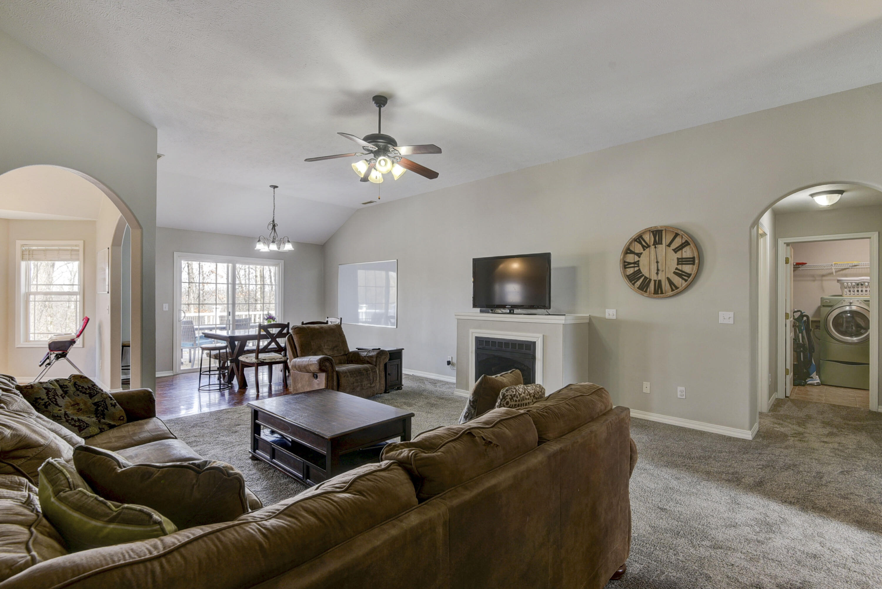 325 Southview Drive Property Photo 7