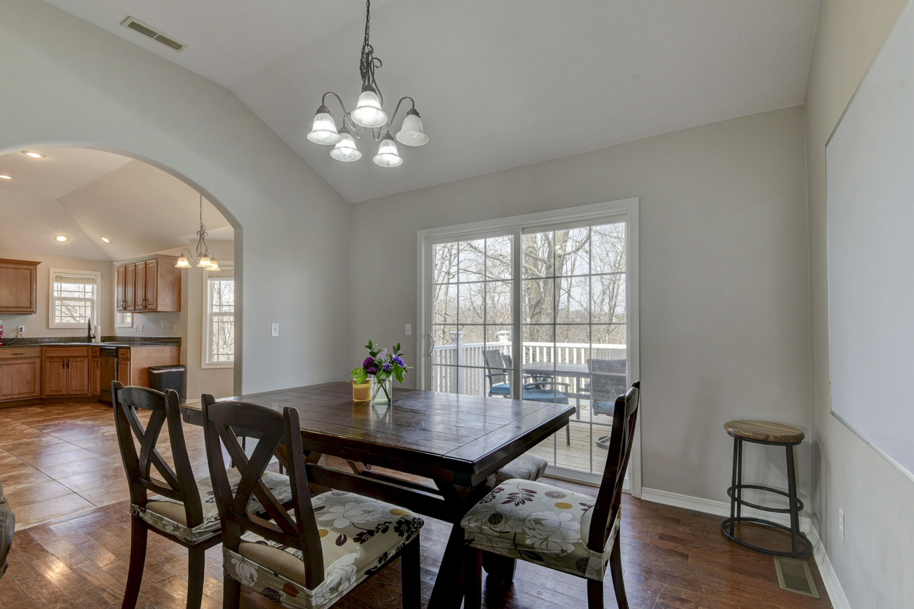 325 Southview Drive Property Photo 8