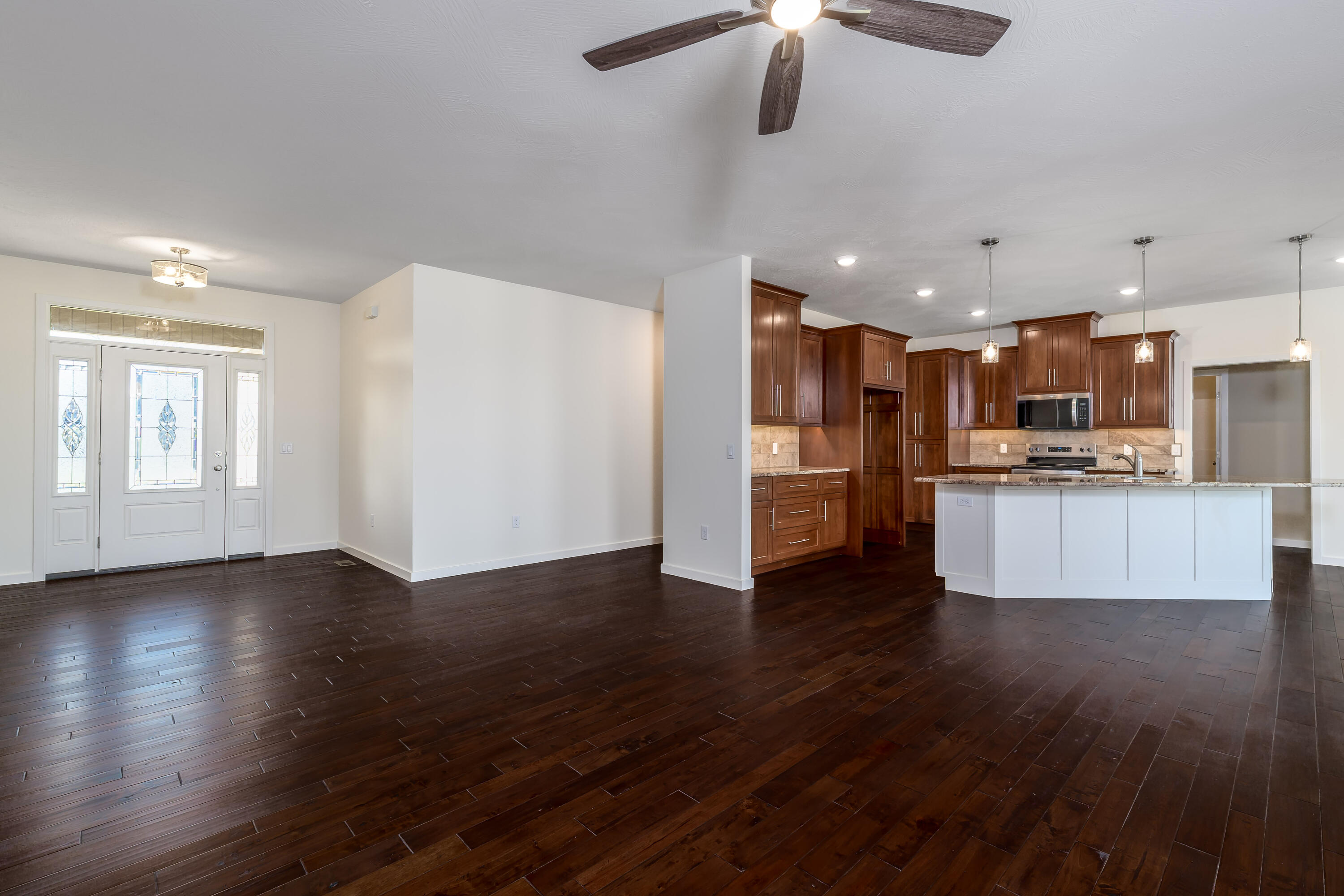 3801 West Broadmoor Street Property Photo 5