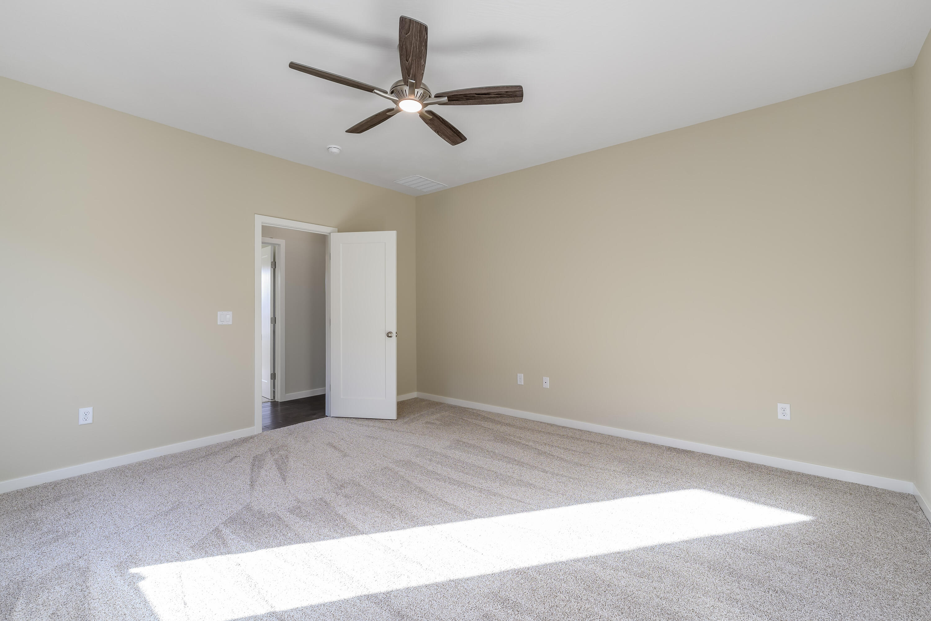 3801 West Broadmoor Street Property Photo 13