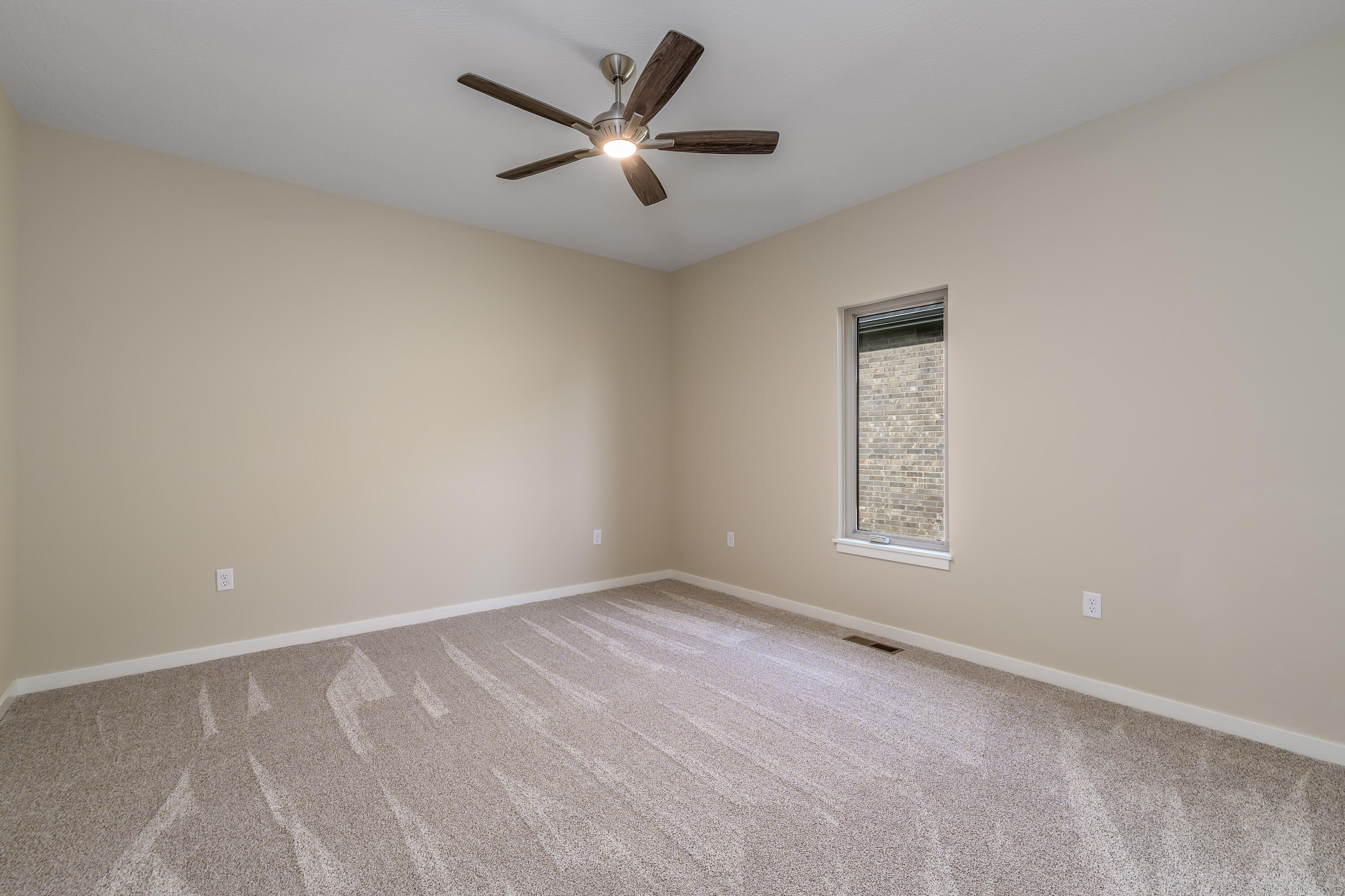 3801 West Broadmoor Street Property Photo 27