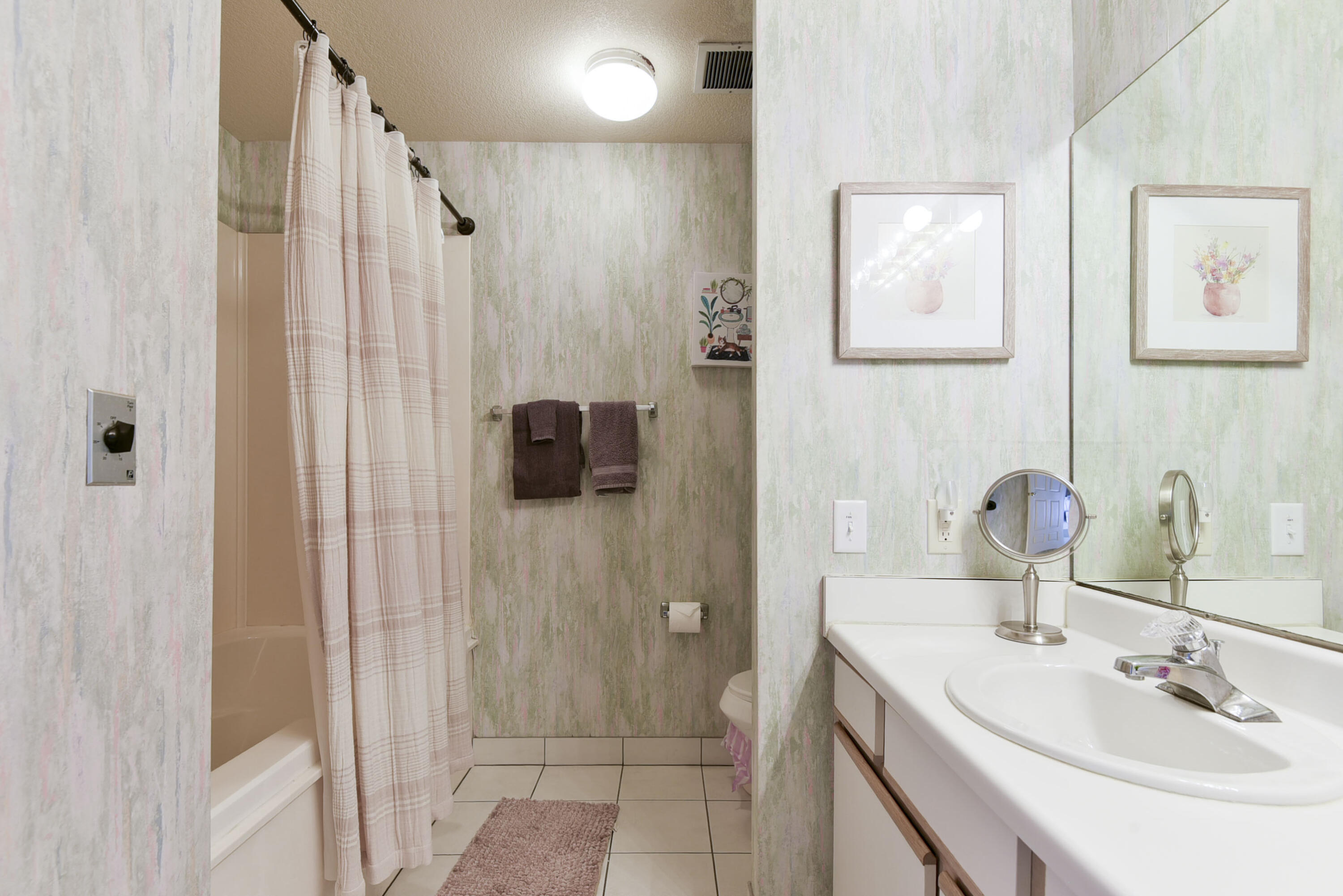 366 Wimbledon Drive 3 Property Photo 25