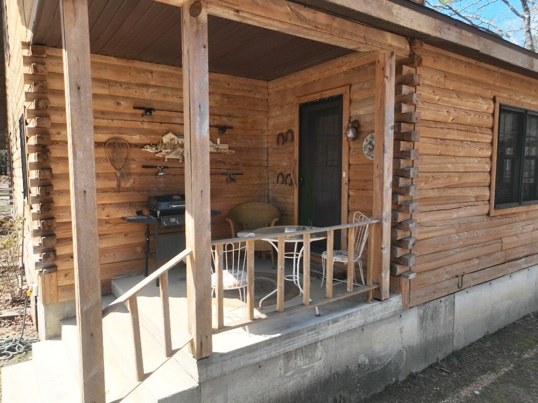 8830 State Hwy E Property Photo 6
