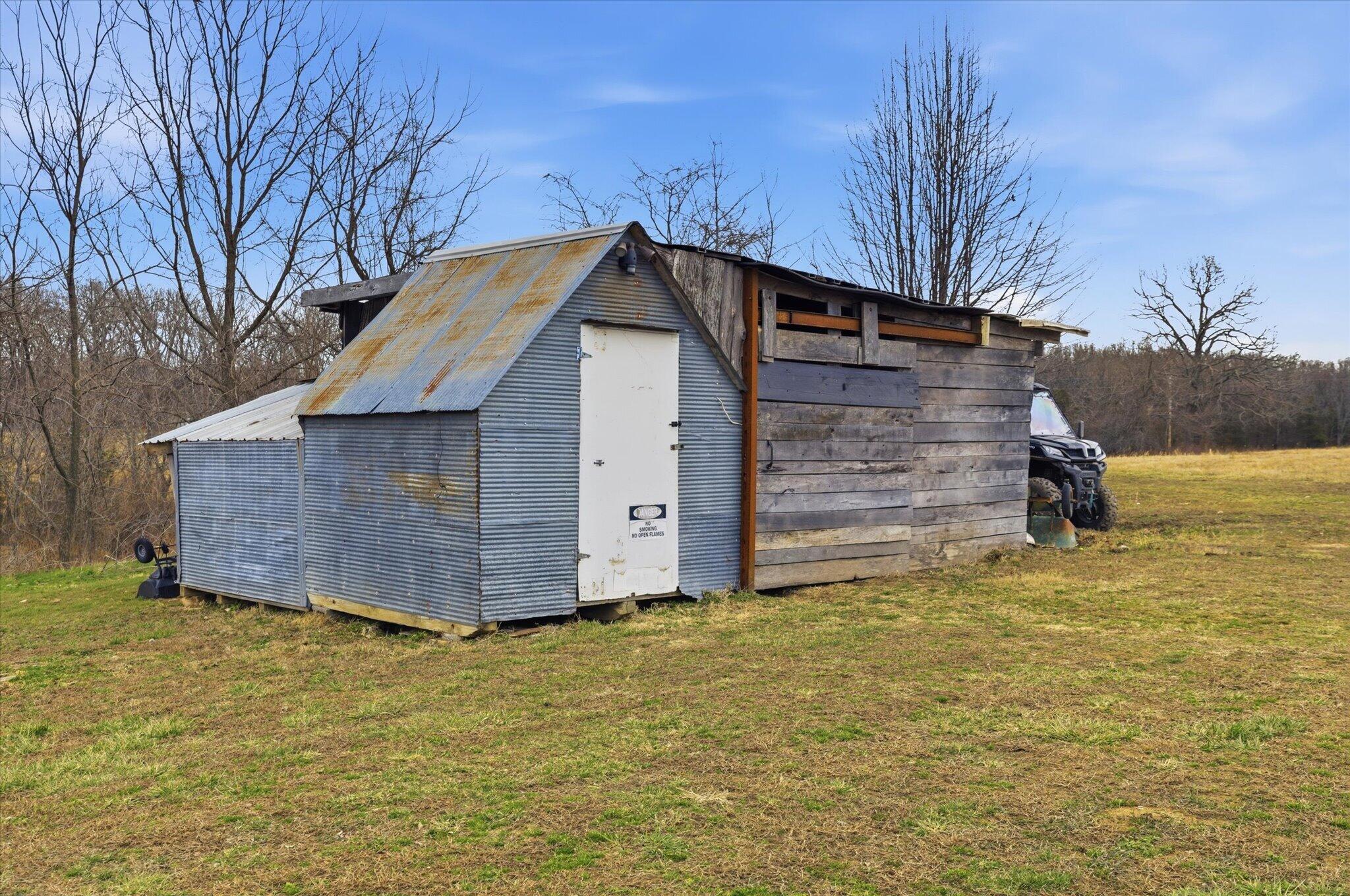 1584 Mcintosh Road Property Photo 7