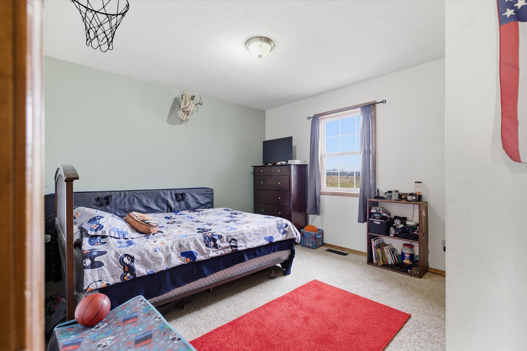 1584 Mcintosh Road Property Photo 16