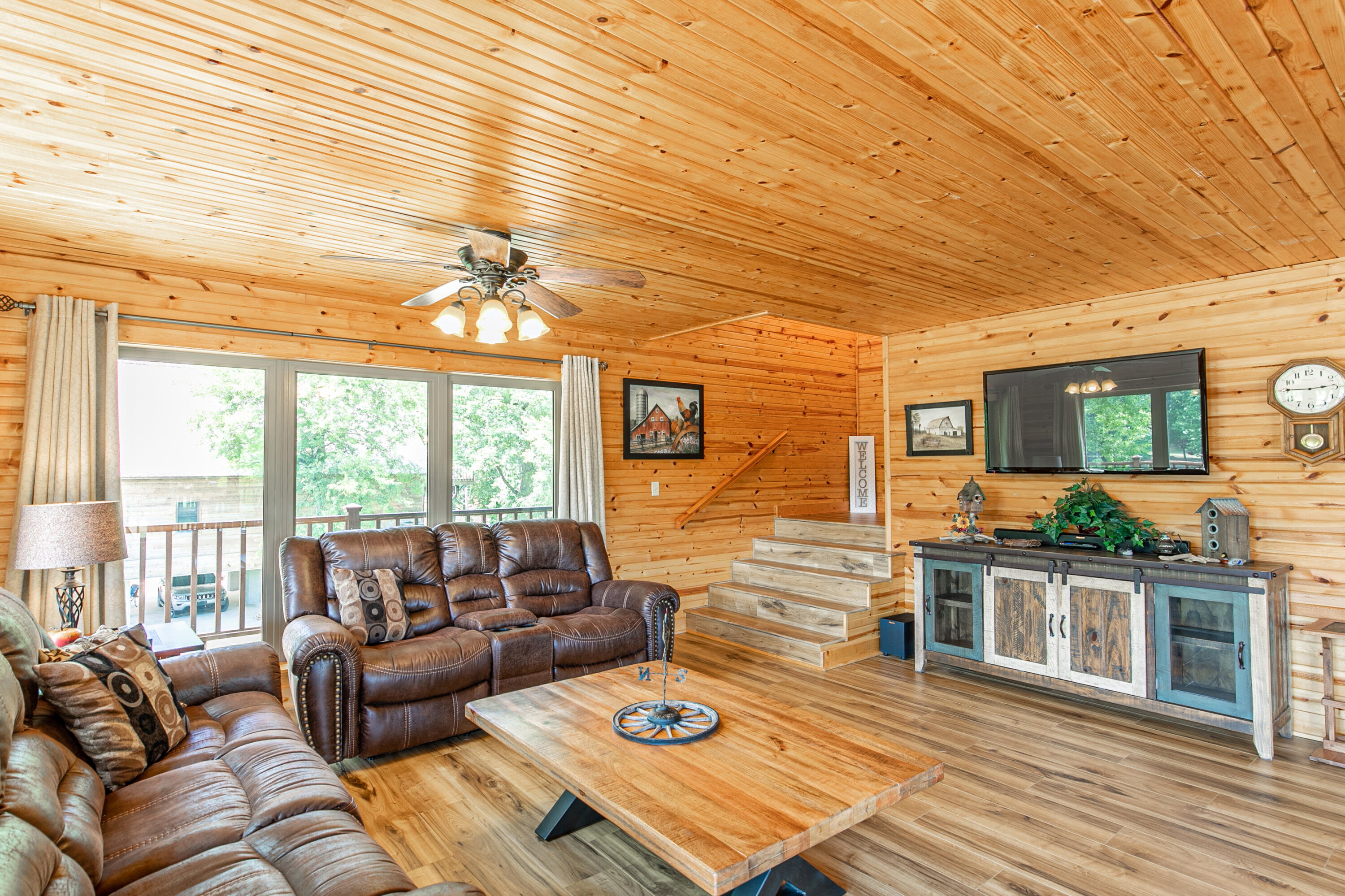 1901 River Valley Road Property Photo 4