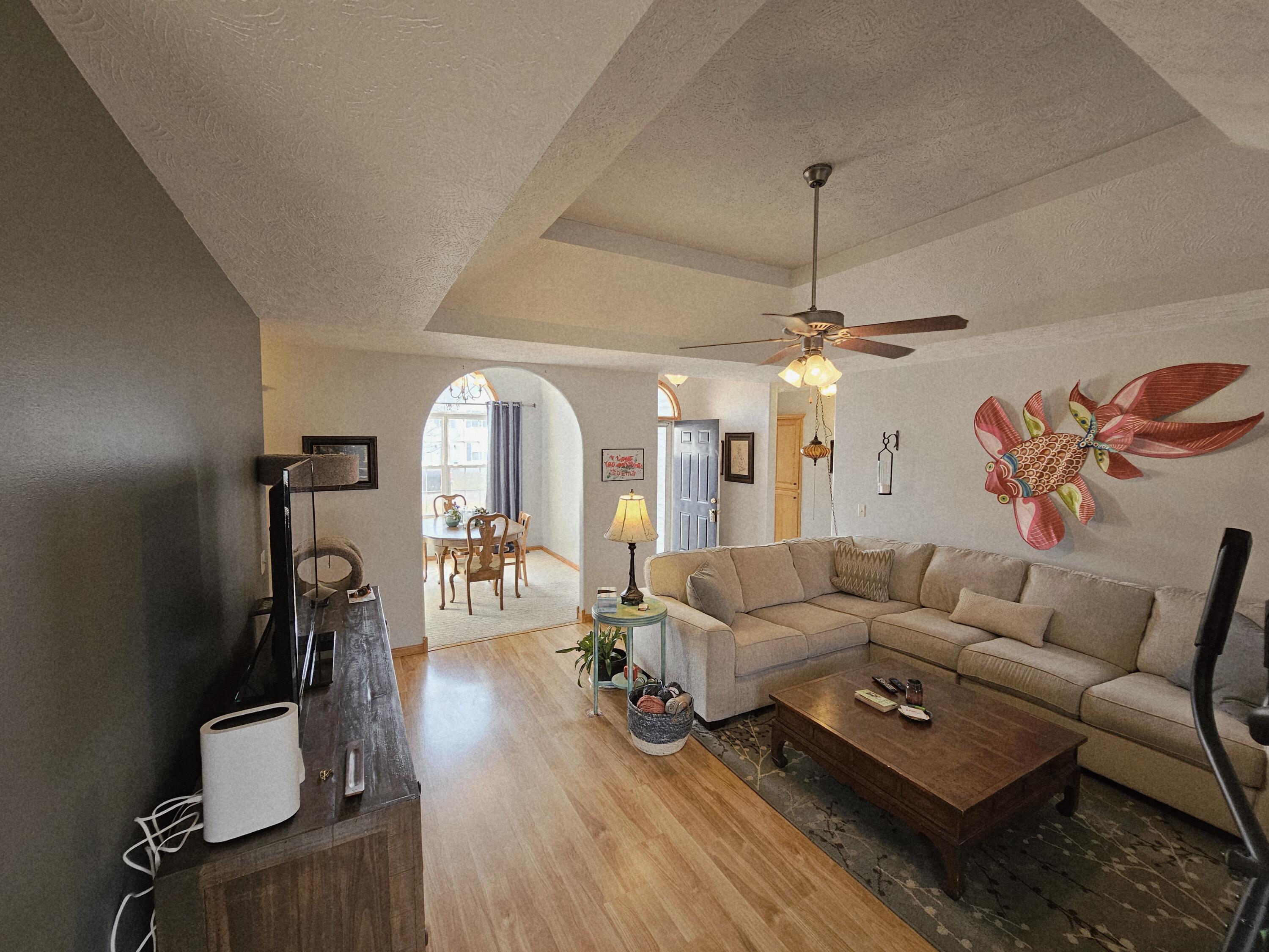 102 Kingsley Drive Property Photo 3