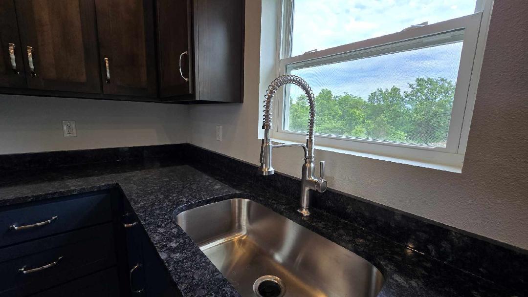 12134 State Hwy D Property Photo 10