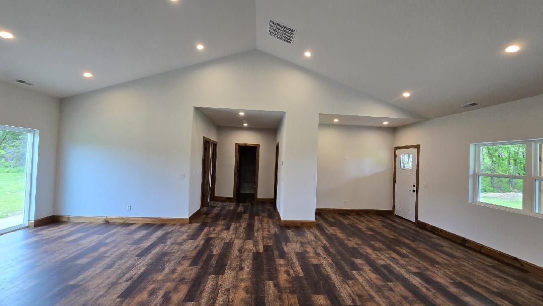 12134 State Hwy D Property Photo 11