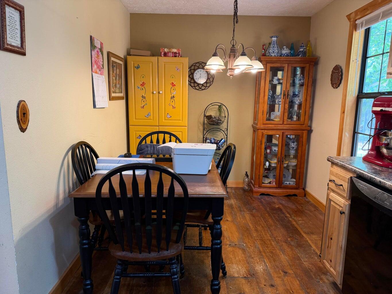 45 Thistle Lane Property Photo 6