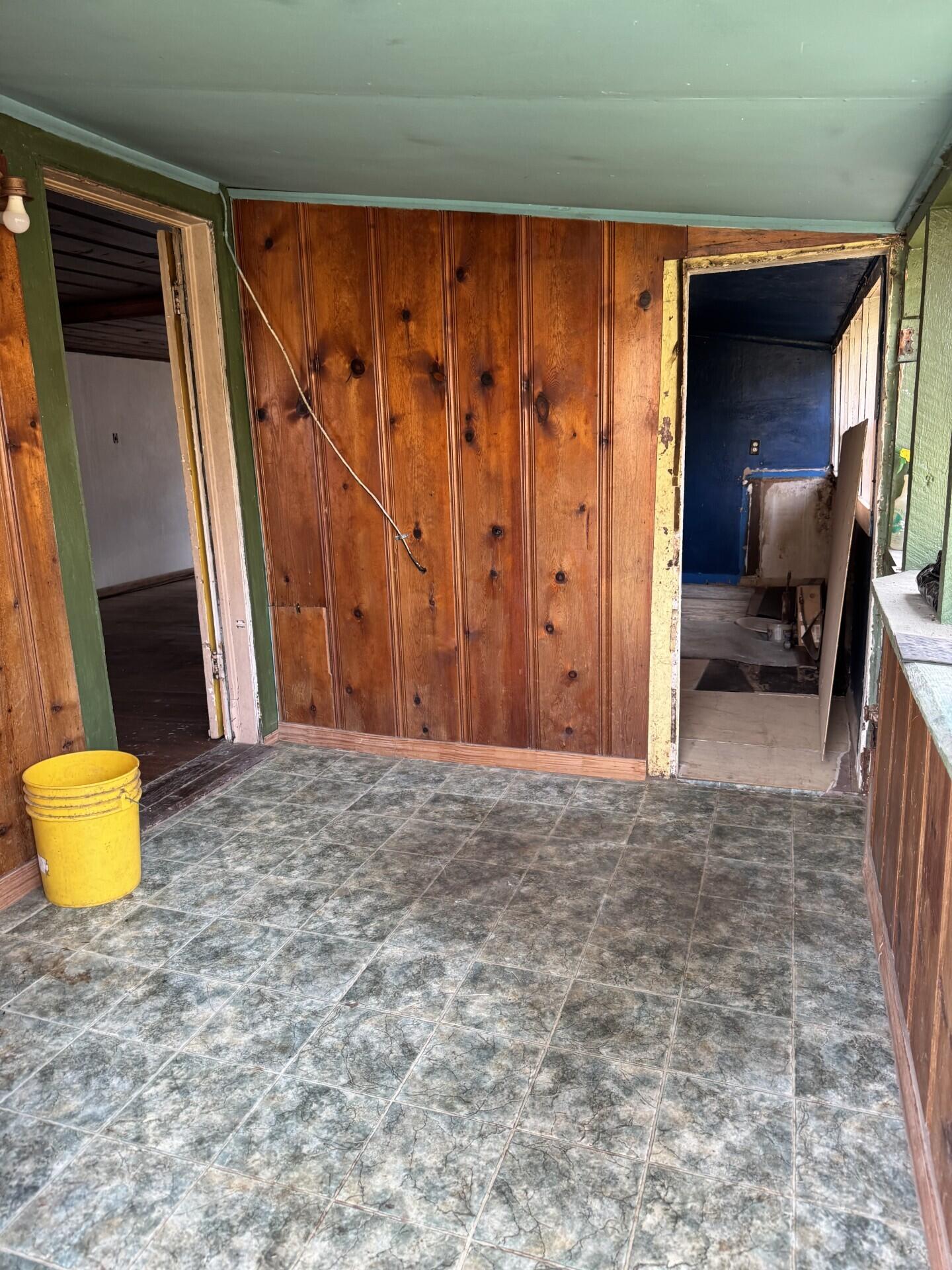 421 Farm Road 2160 Property Photo 10