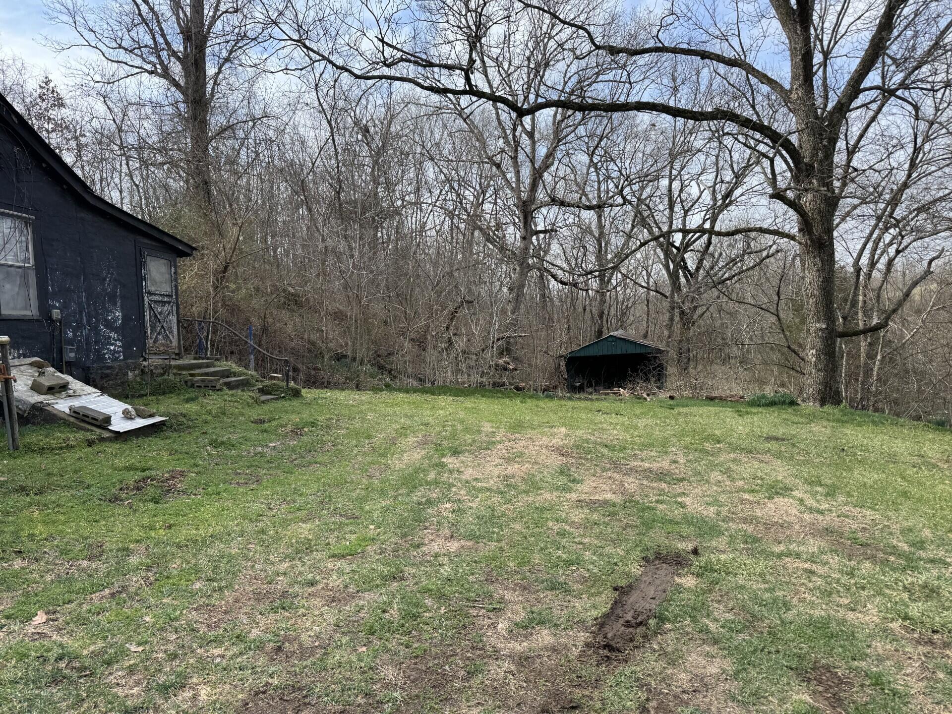 421 Farm Road 2160 Property Photo 20