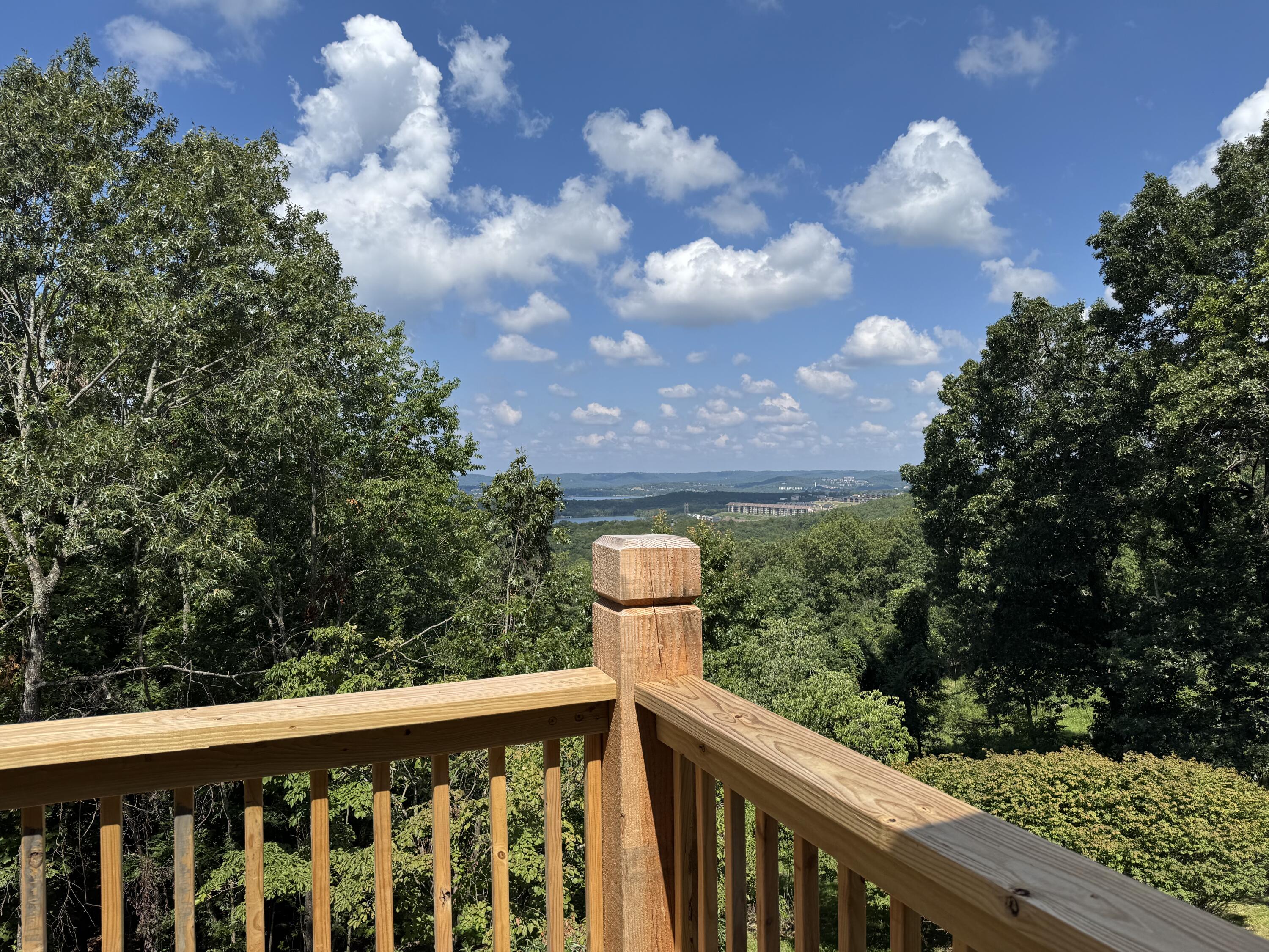 1125 Skyview Drive Property Photo 10