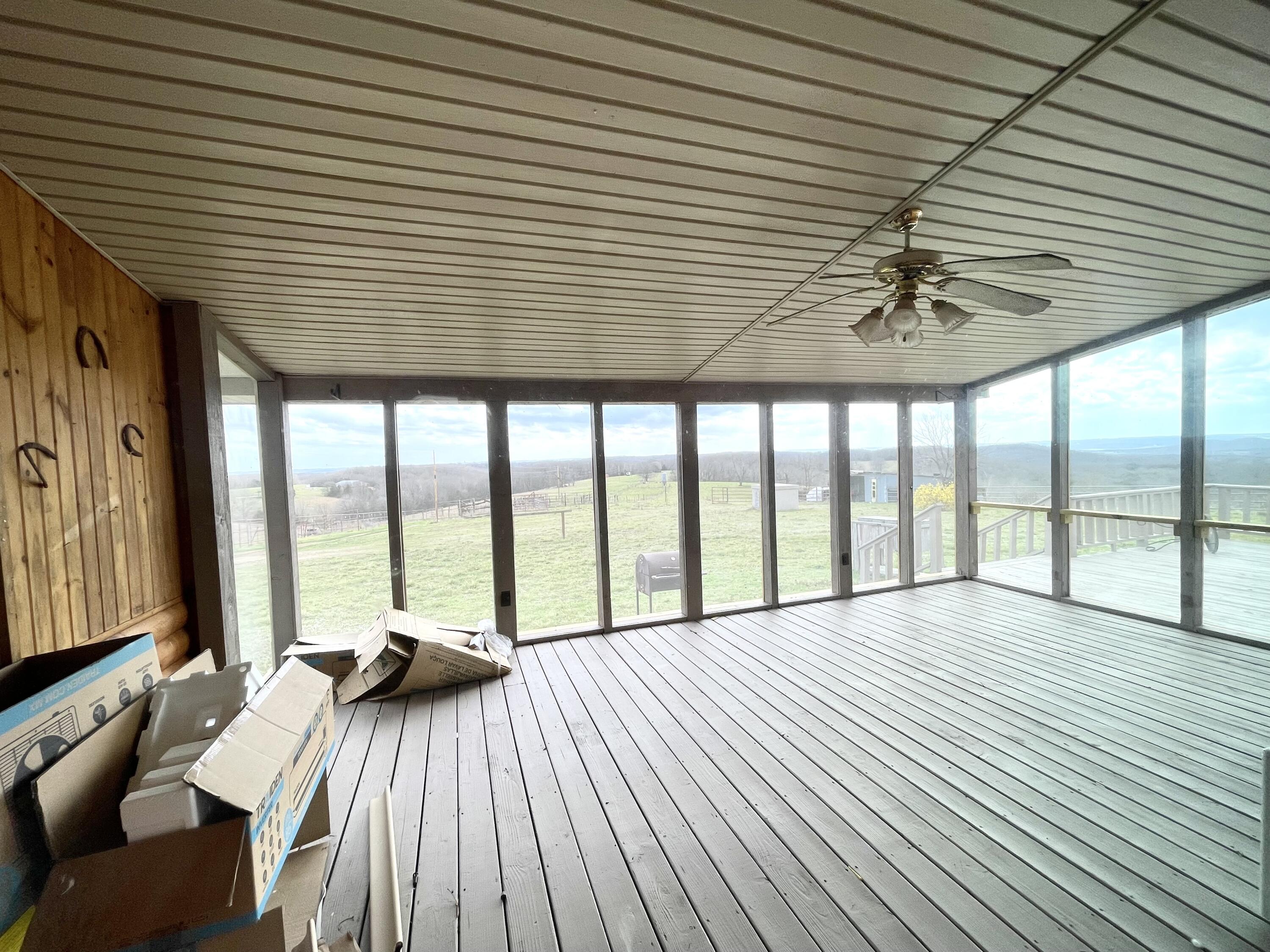 23537 Farm Road 2080 Property Photo 7