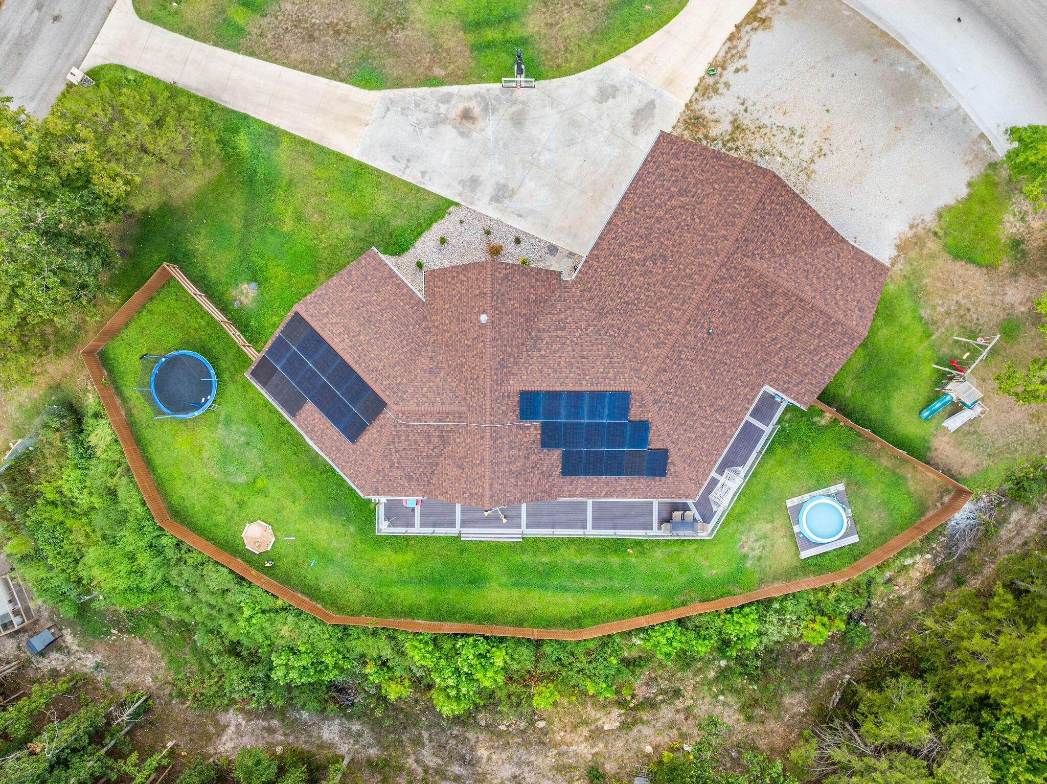 770 Mills Hollow Road Property Photo 60