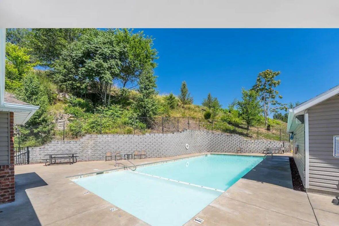 2951 Vineyards Parkway 3 Property Photo 27